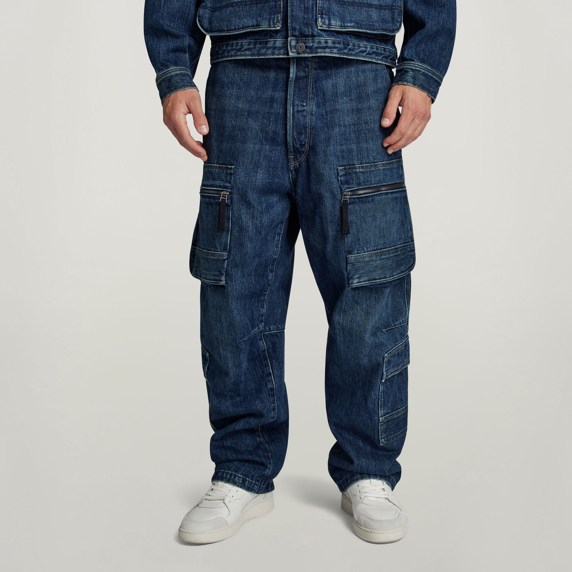 

Multi Pocket Cargo Relaxed Jeans - Dark blue - Men