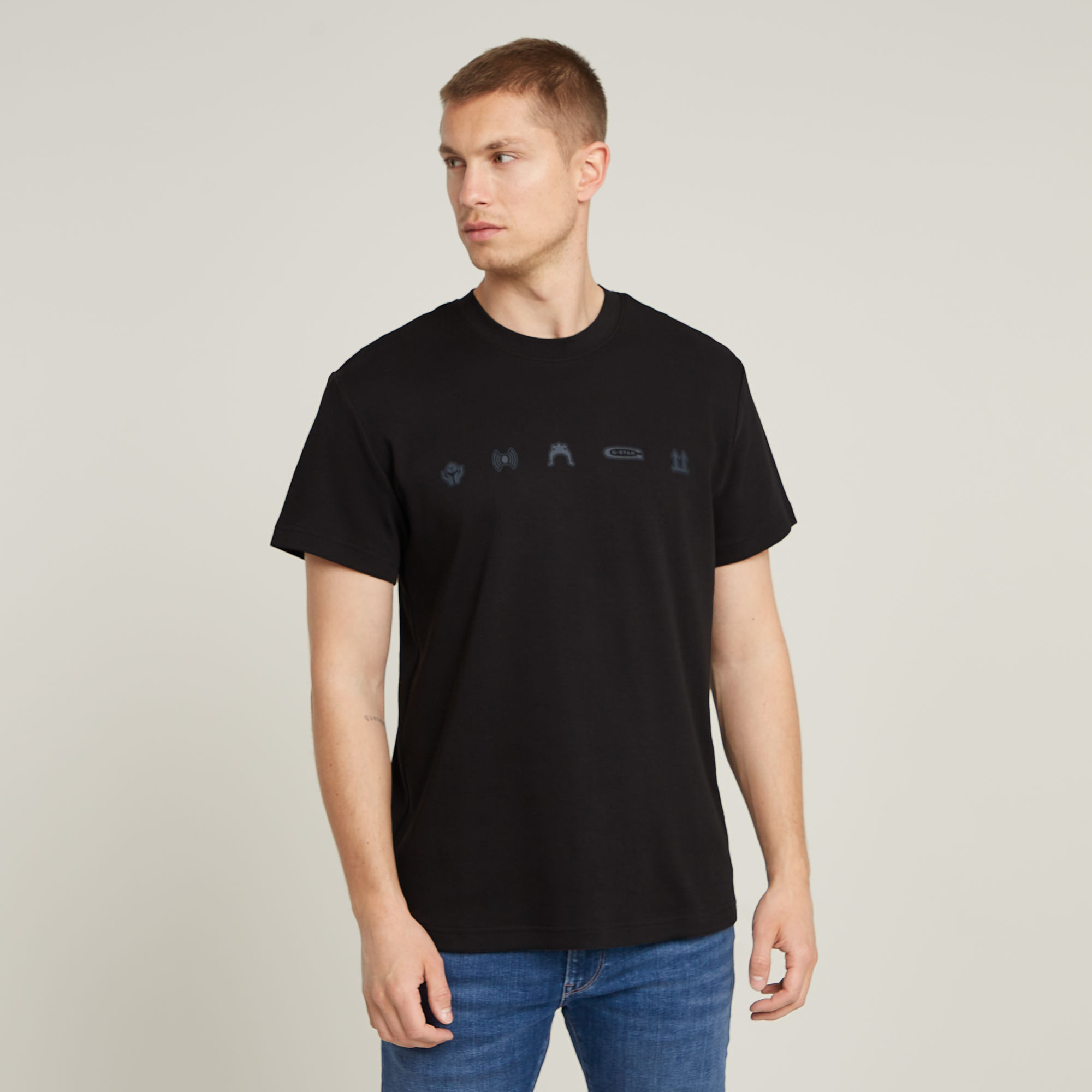 

Small Symbols T-Shirt - Black - Men