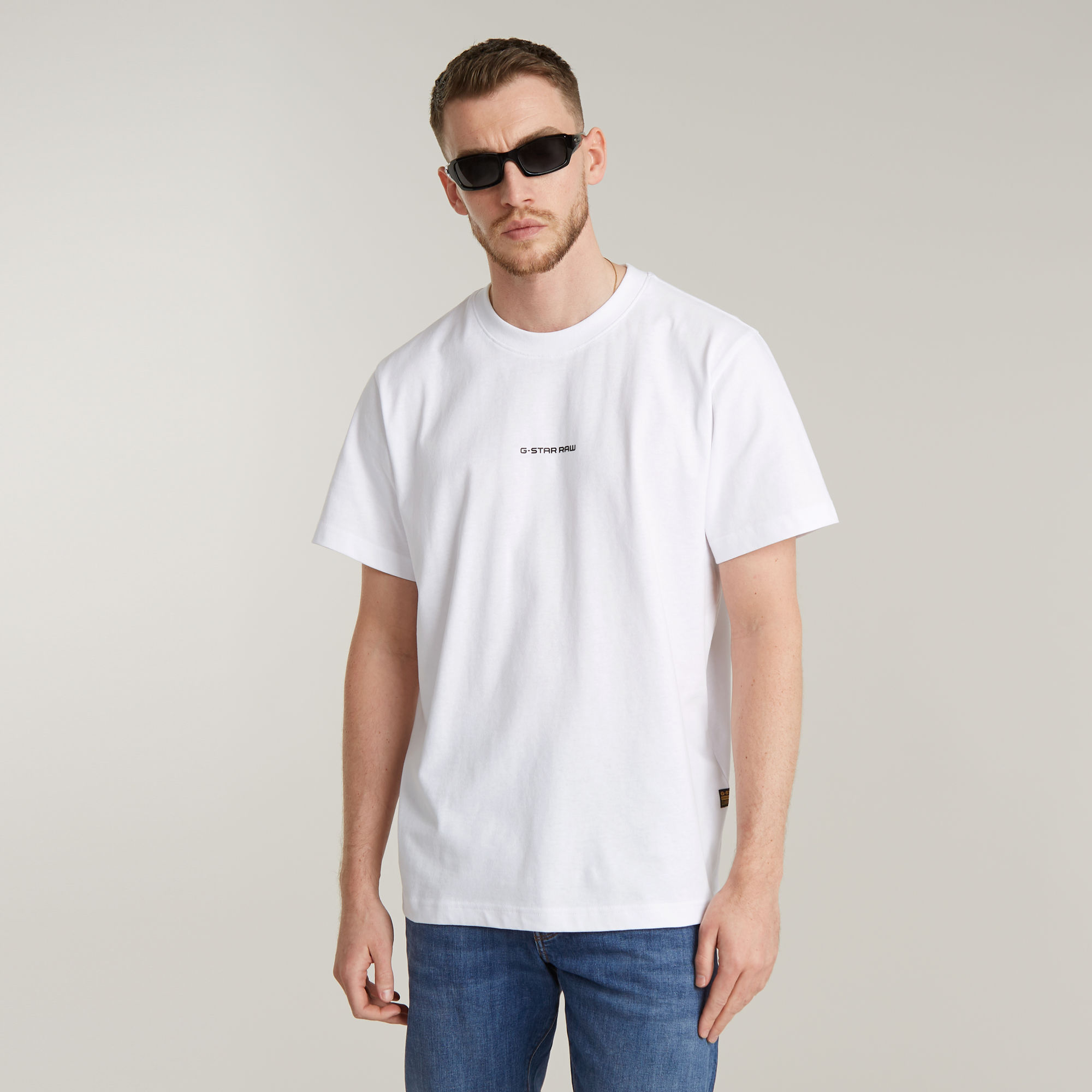 

Center Chest Logo Loose T-Shirt - White - Men