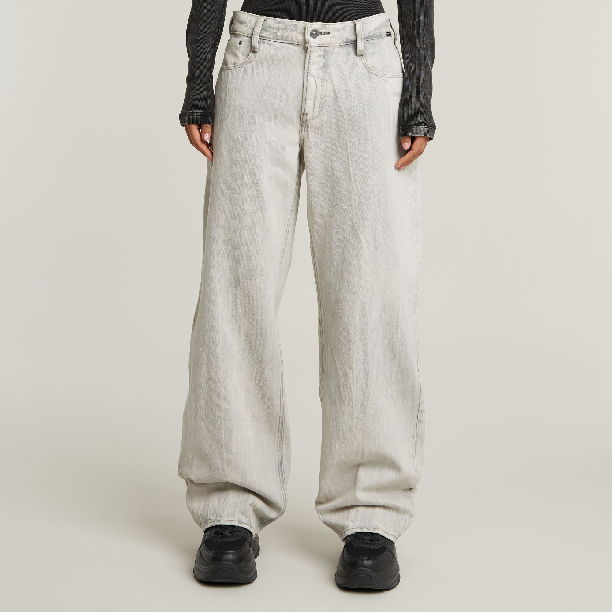 

Judee Low Waist Loose Jeans - Multi color - Women