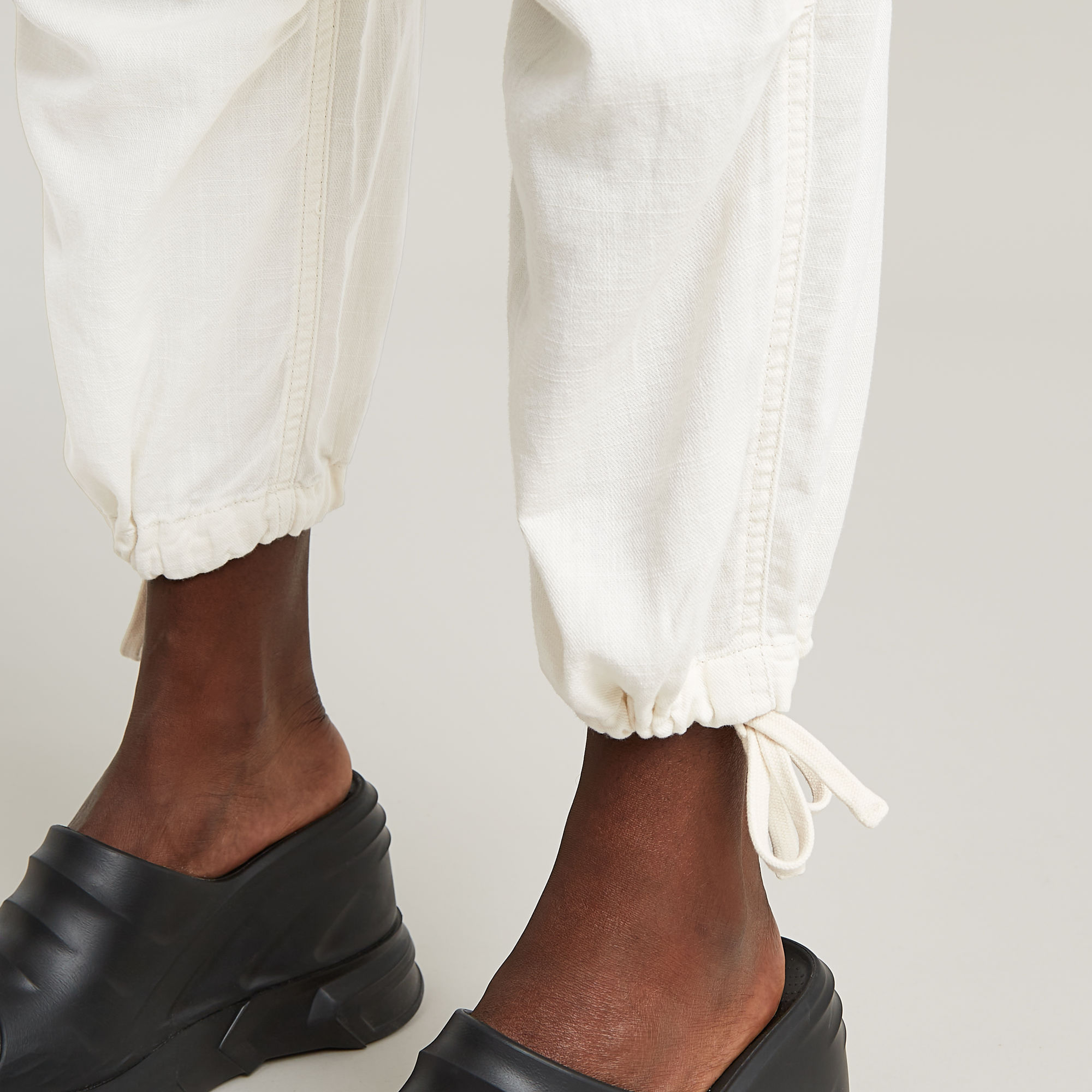 G-Star RAW Cropped Cargo Broek Wit Dames