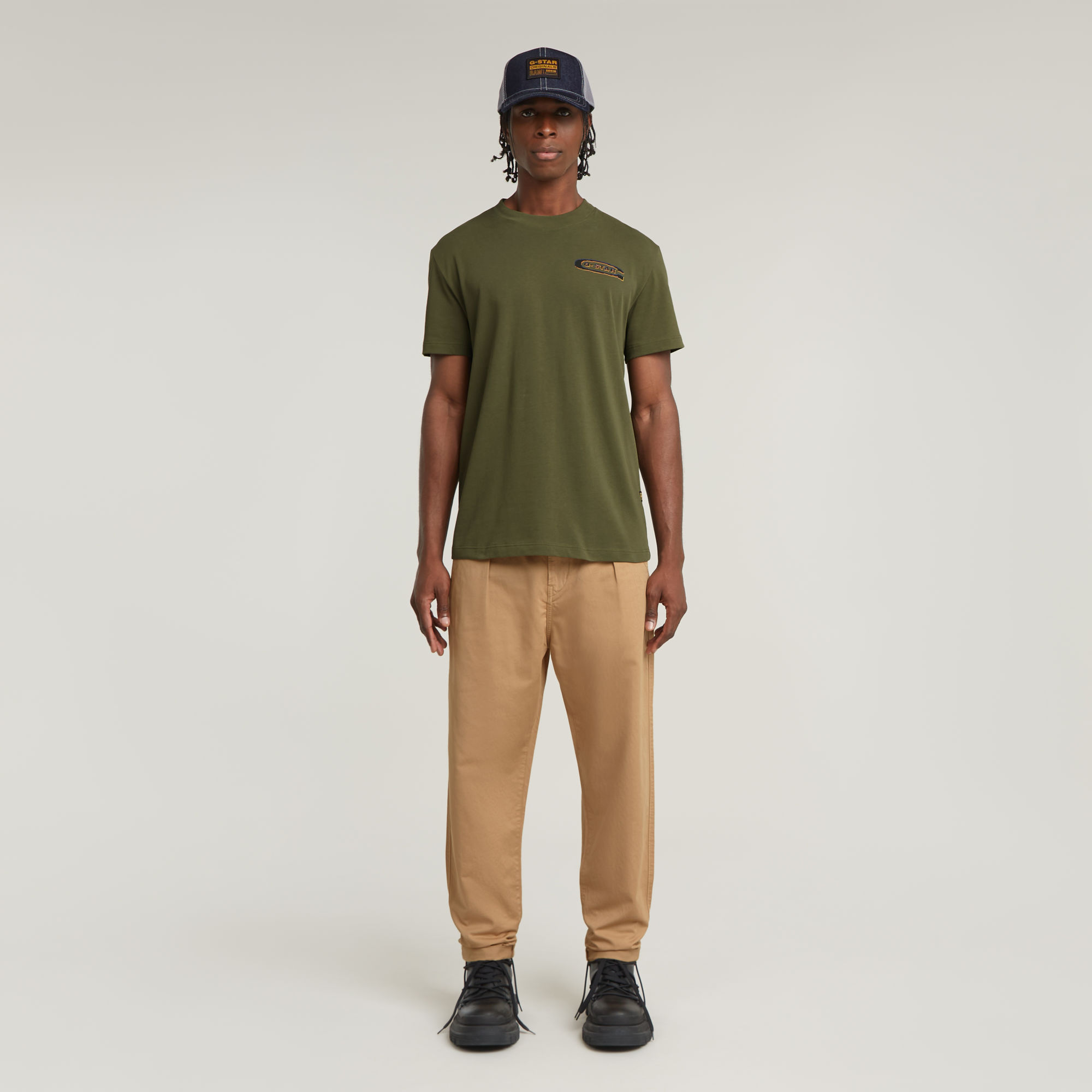 Thumbnail - Back Graphic Arch T-Shirt - Grün - Herren