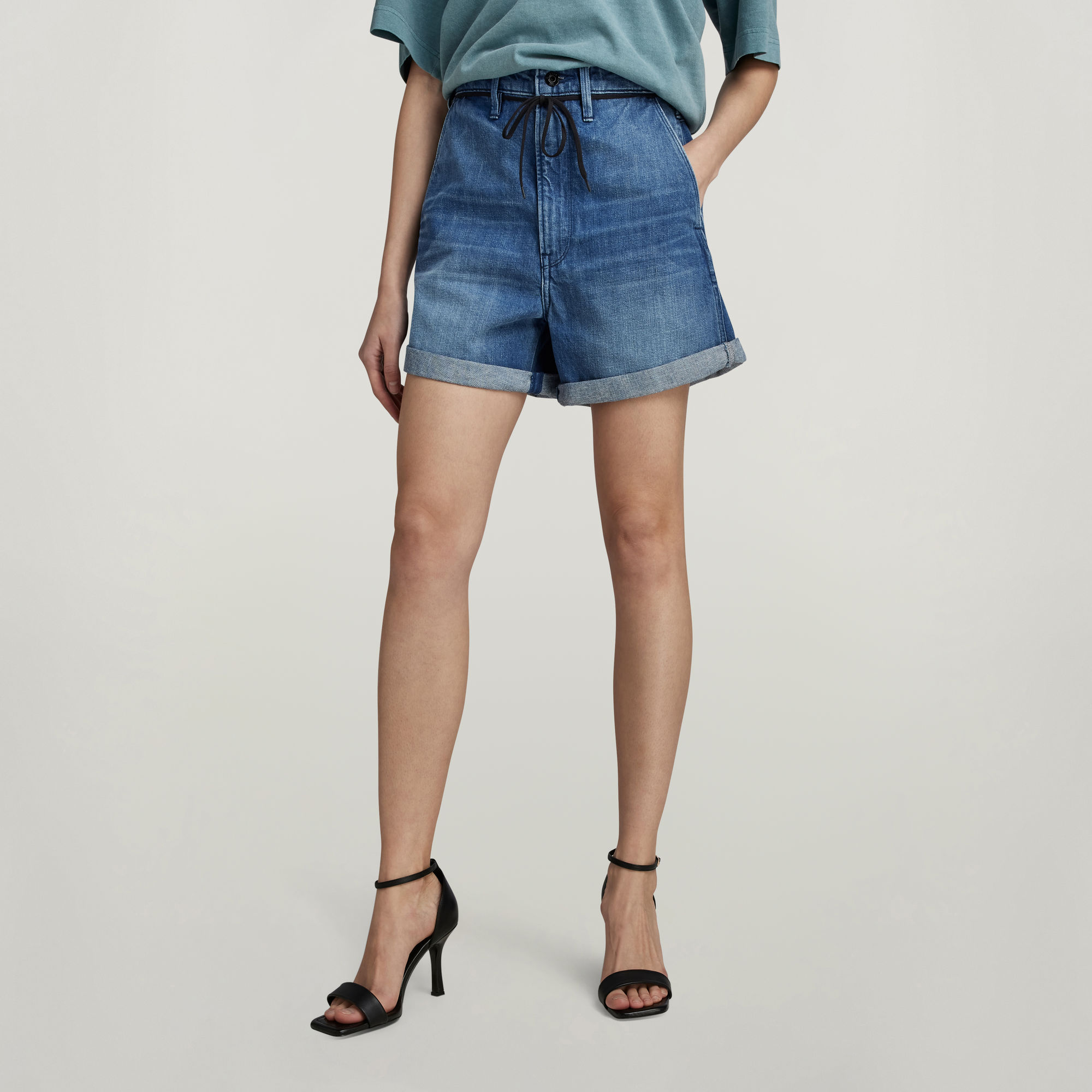 

Lintell Denim Shorts - Medium blue - Women