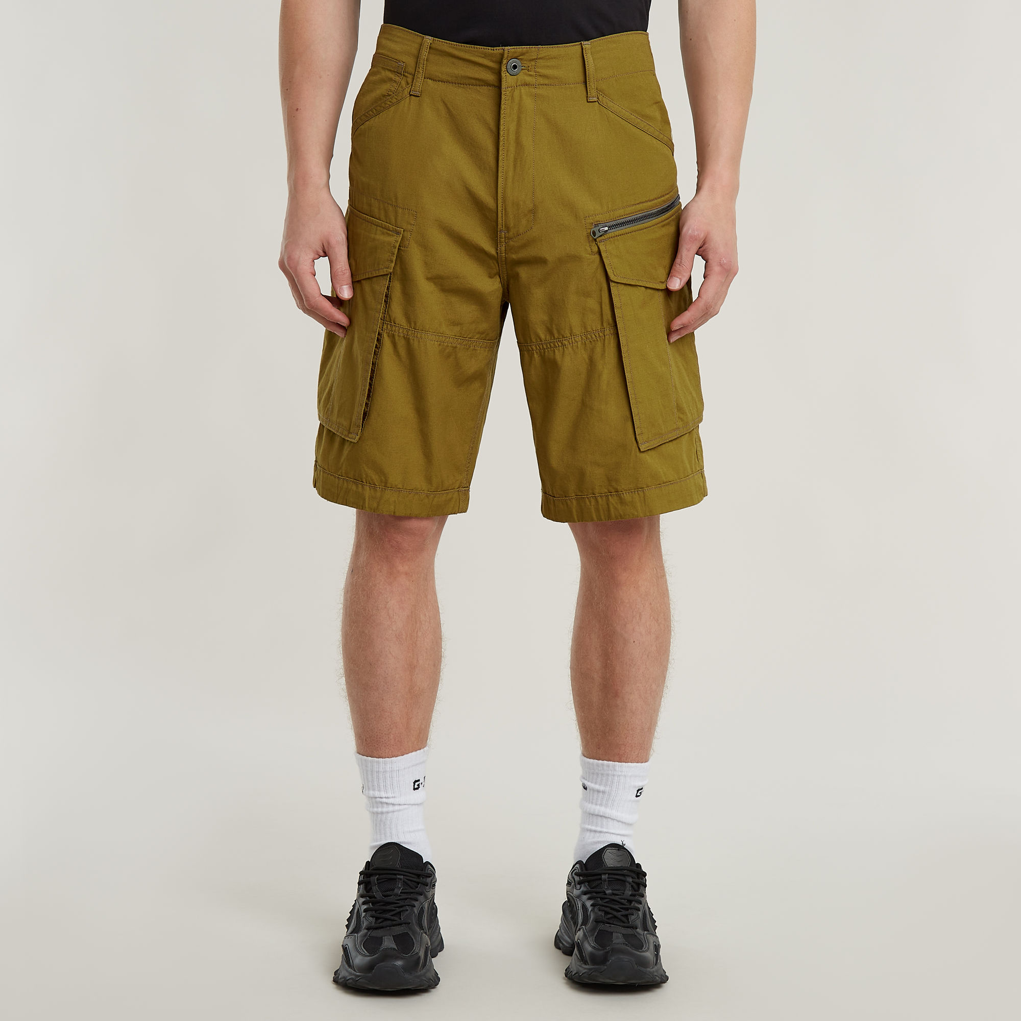 

Rovic Zip Relaxed Shorts - Green - Men