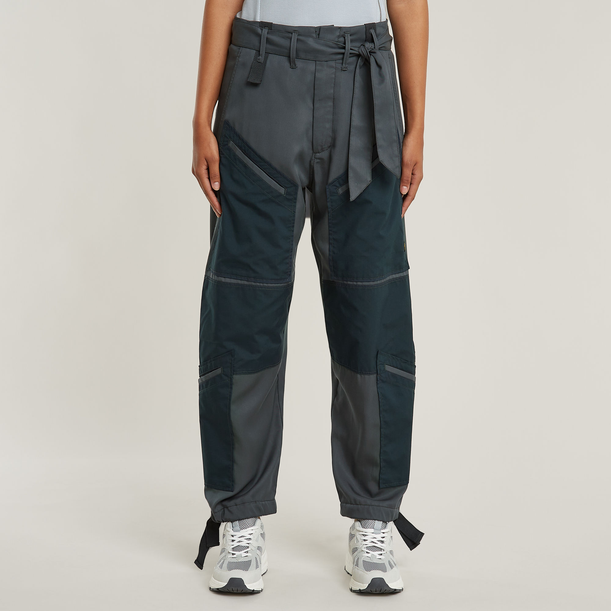 

Tone On Tone Cargo Pants - Grey - Women