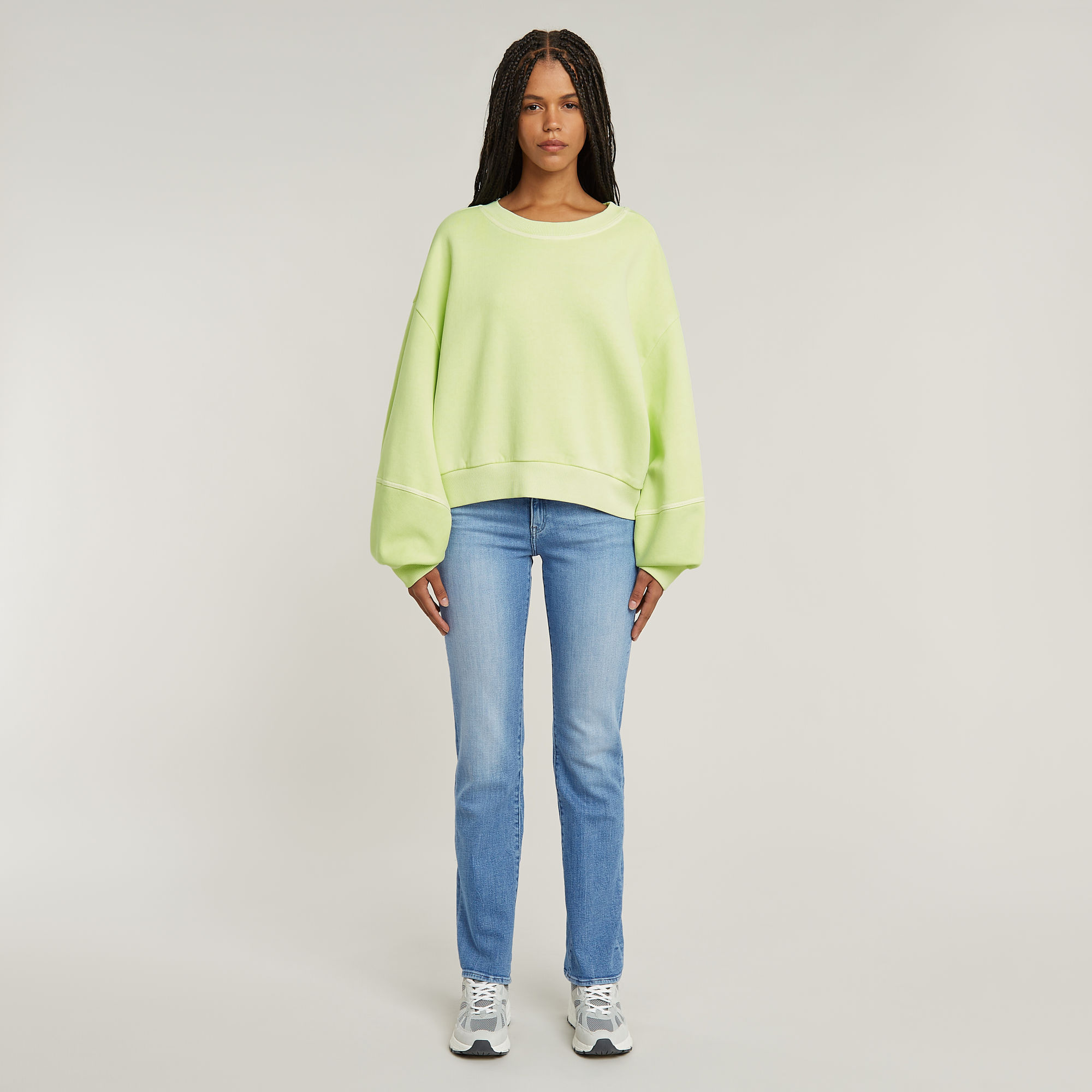 Thumbnail - Overdyed Oversized Sweatshirt - Grün - Damen