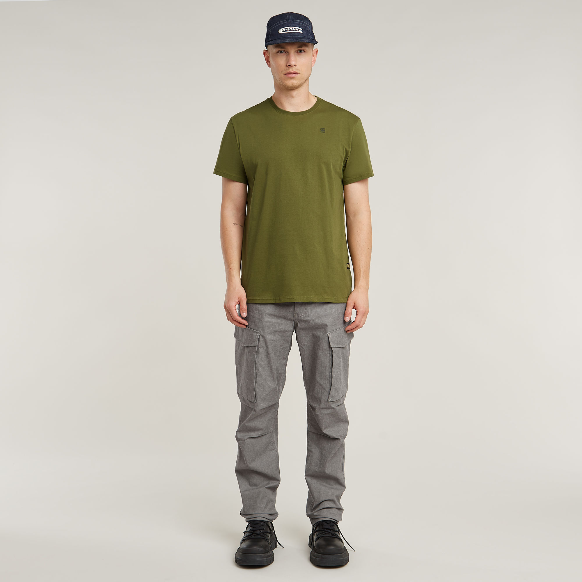 Thumbnail - Base-S T-Shirt - Grün - Herren