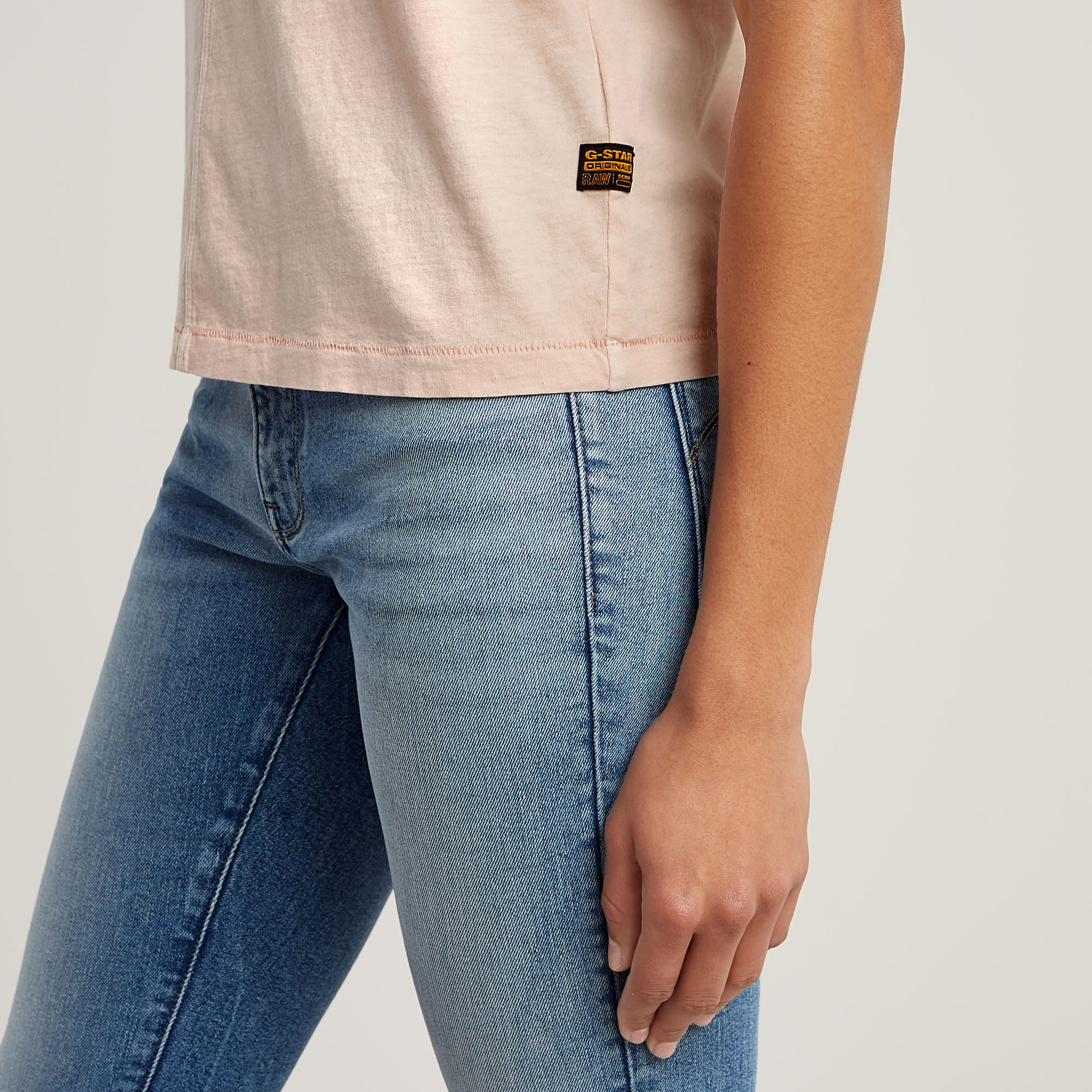 G-Star RAW T-shirt Overdyed Front Seam Roze Dames