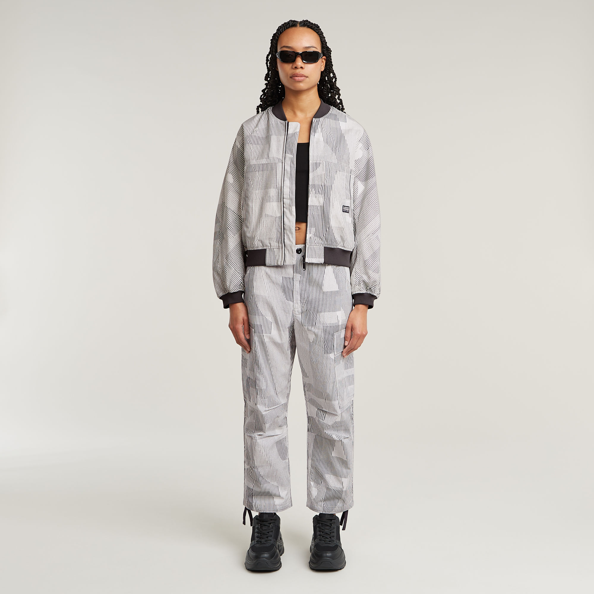 Thumbnail - Cropped Cargo Pants - Mehrfarbig - Damen