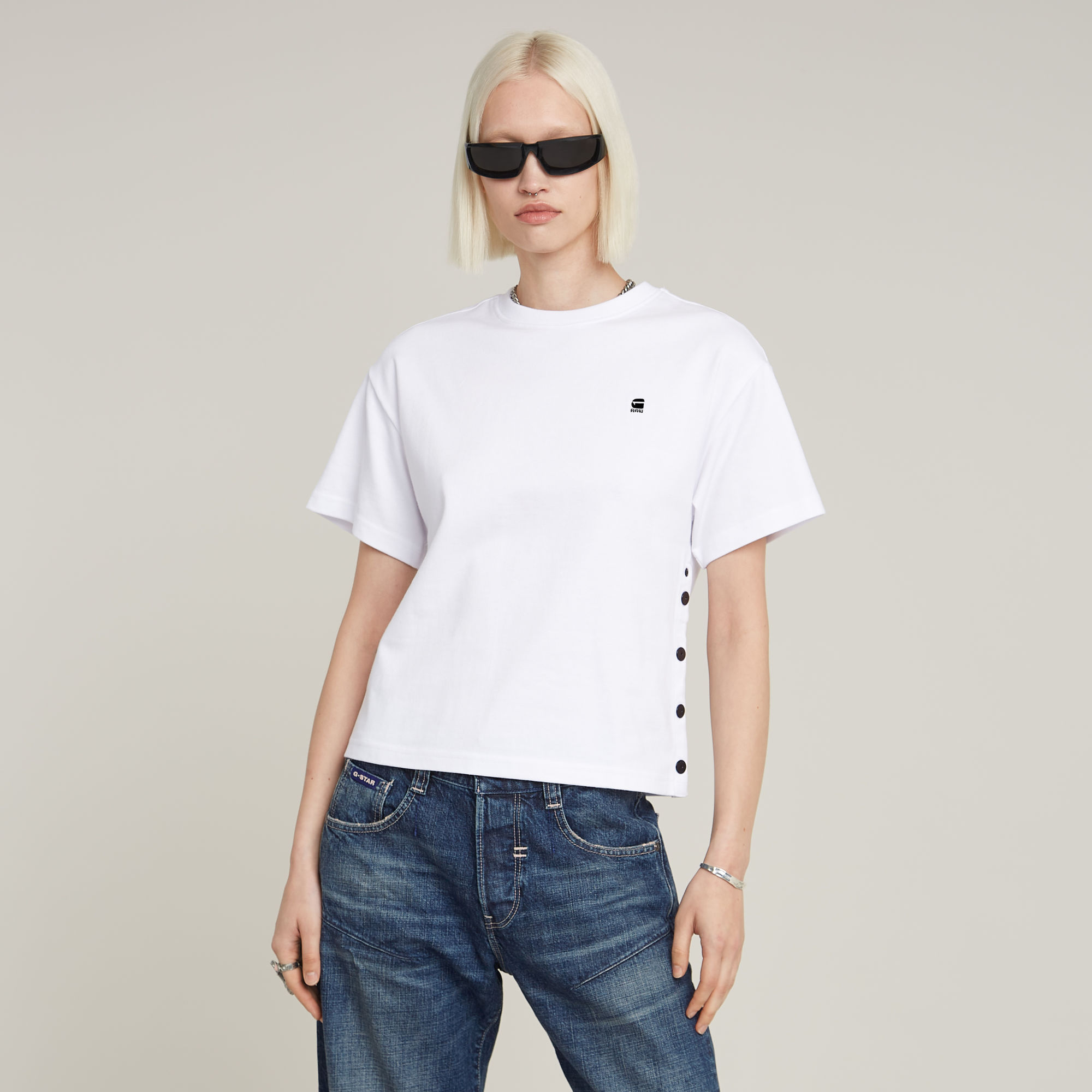 

Side Buttons Relaxed Top - White - Women