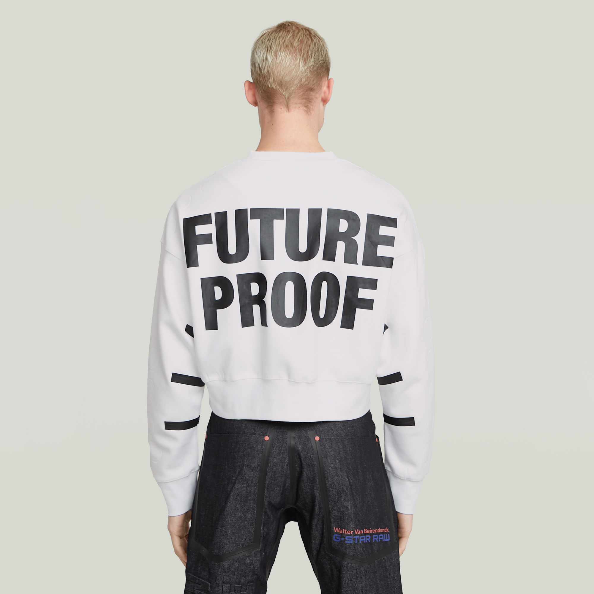 

WVB Unisex Cropped Sweatshirt - White - Men