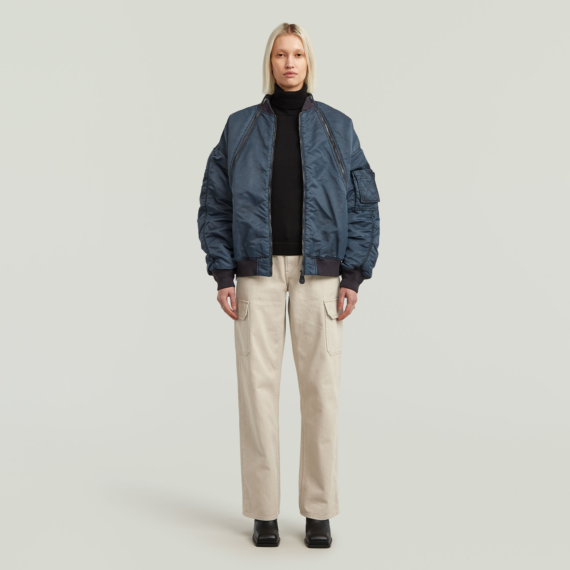 Thumbnail - Core Turtle Slim Knit - Schwarz - Damen