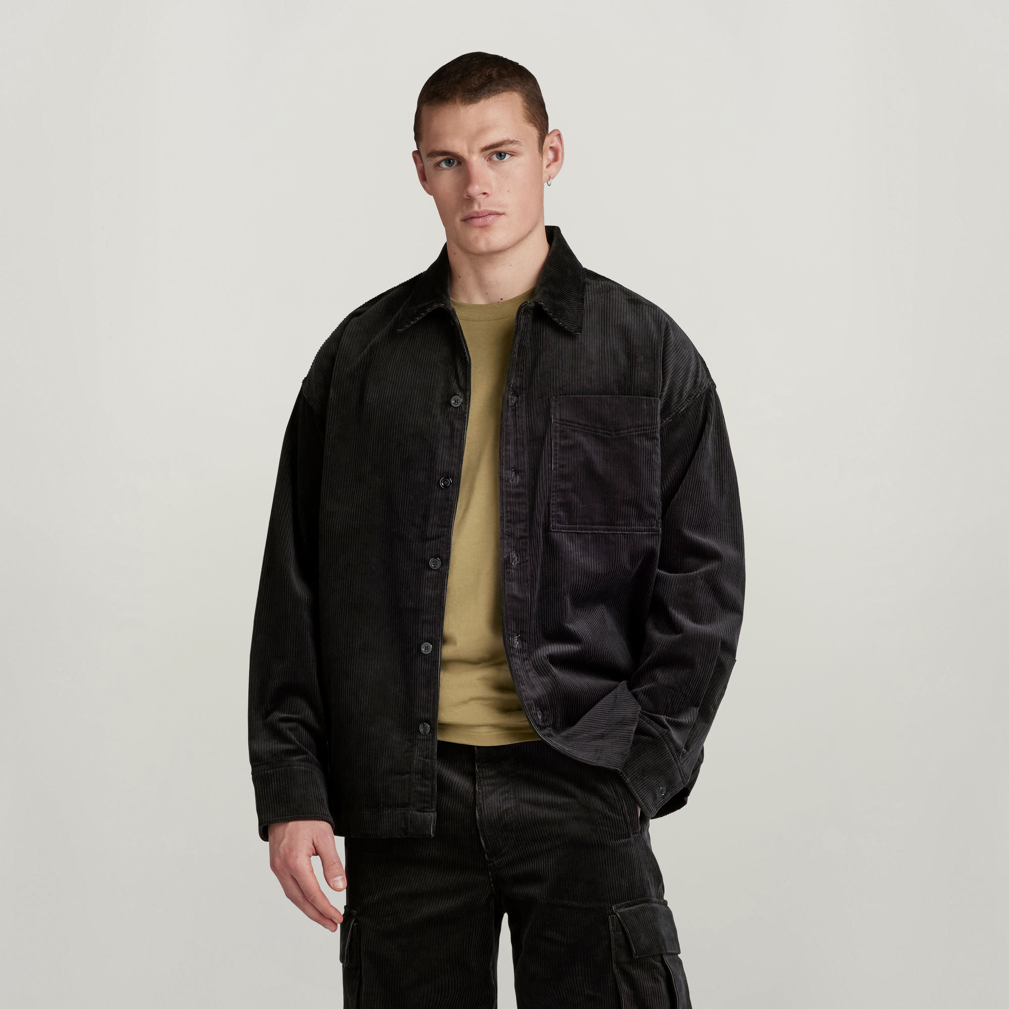 

Boxy Fit Shirt - Black - Men