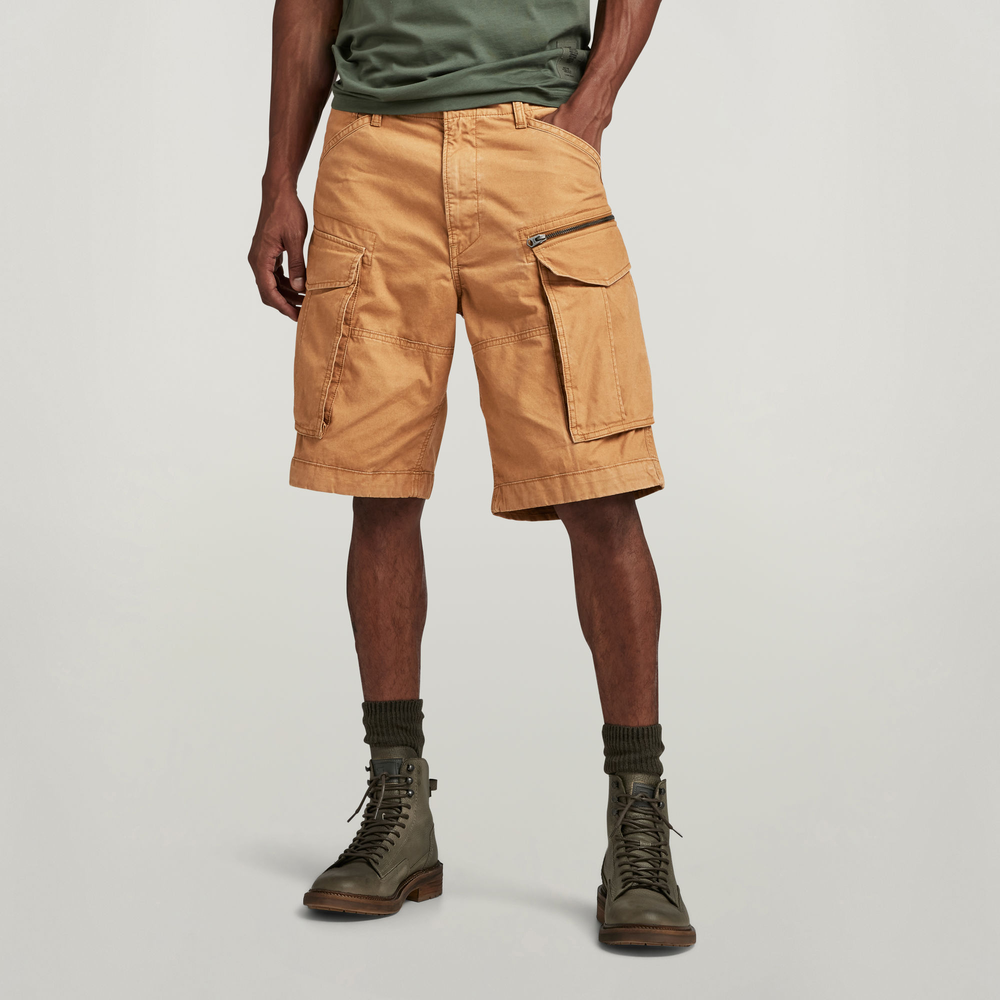 

Rovic Zip Relaxed Shorts - Brown - Men