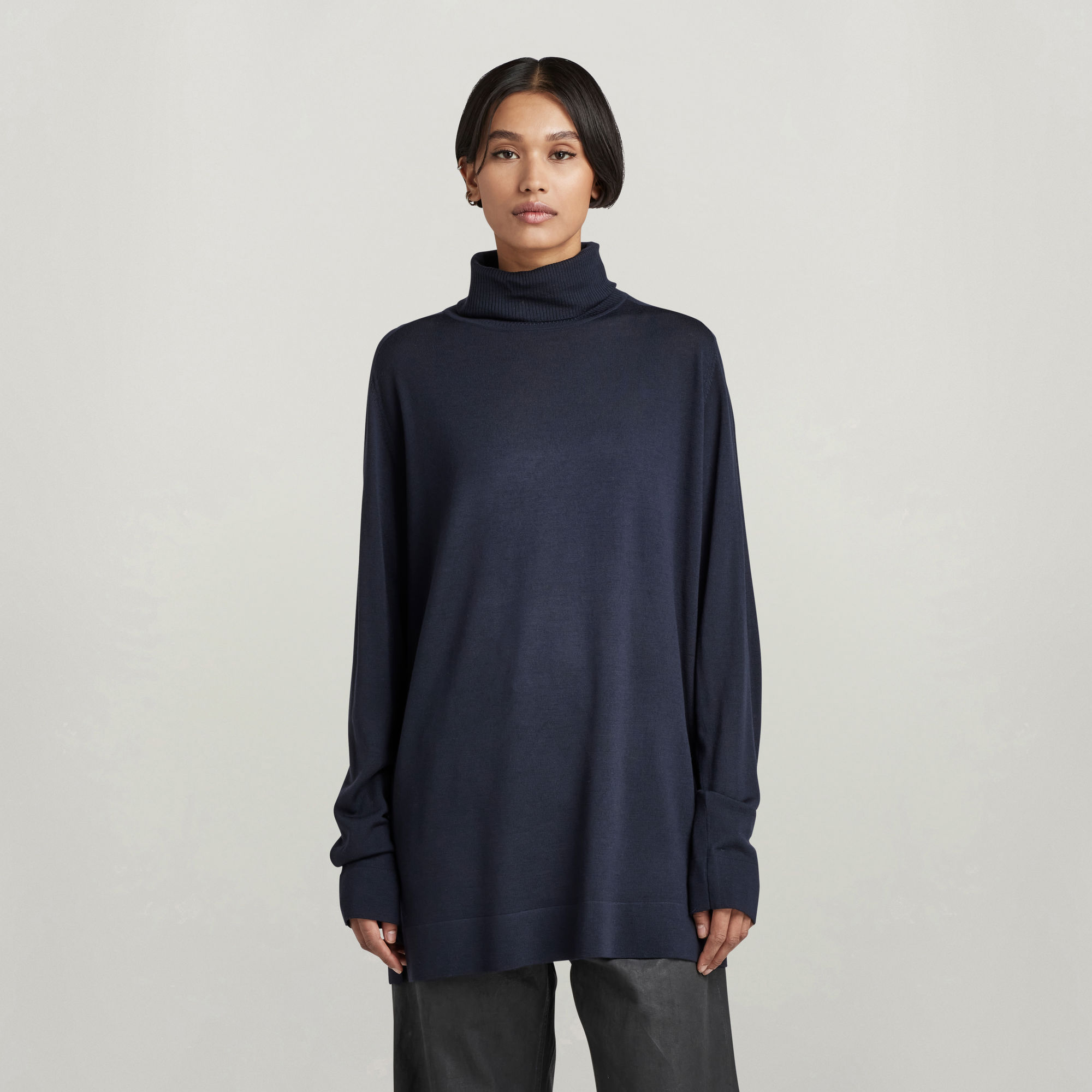 

Knitted Turtleneck Sweater Loose - Dark blue - Women