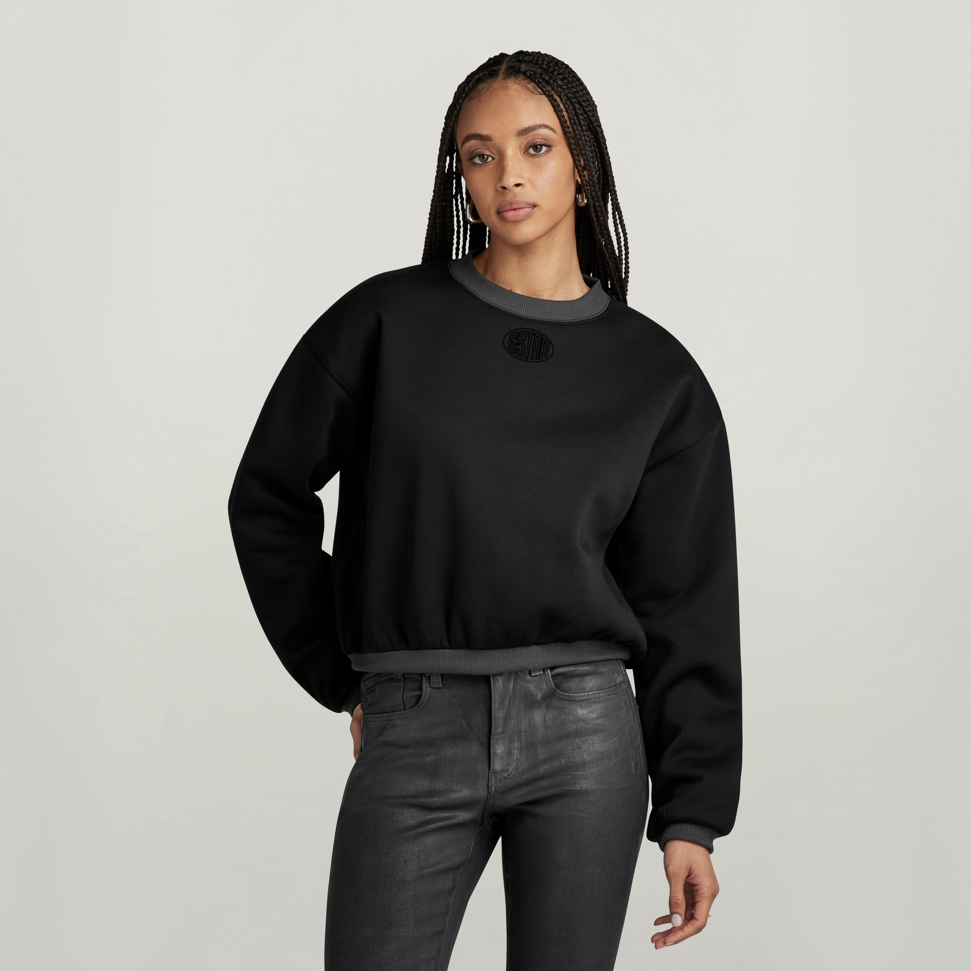 

Badge Logo Oversized Sweater - Black - Women