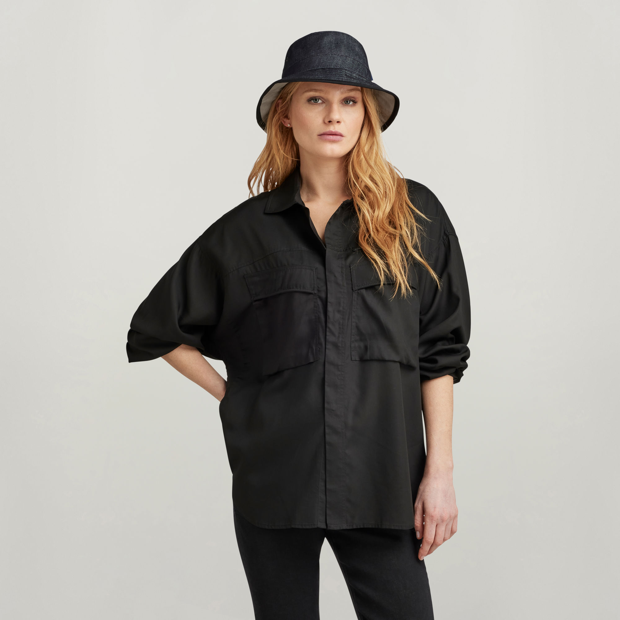 

Loose Pocket Shirt - Black - Women