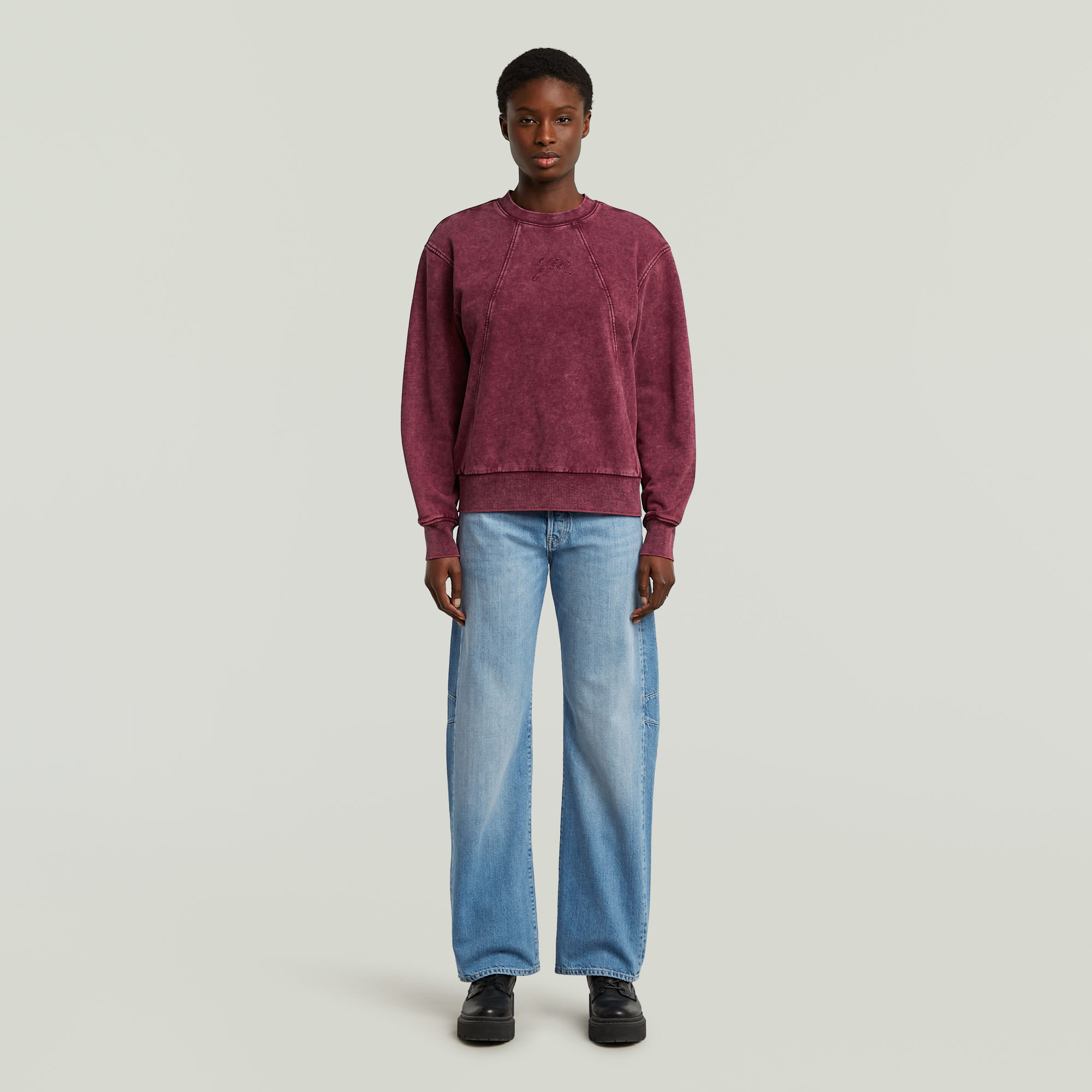 Thumbnail - Washed A-Line Script Sweater - Rot - Damen