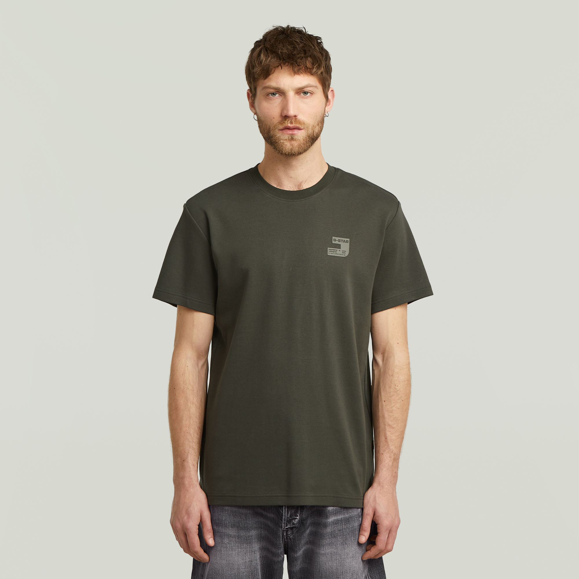 

Chest Logo T-Shirt - Grey - Men