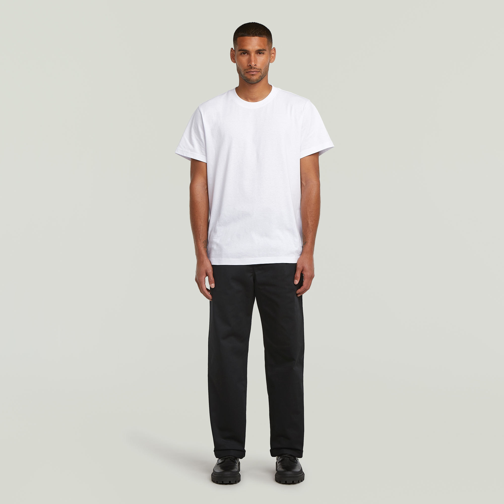 Thumbnail - Pleated Chino Relaxed Straight - Schwarz - Herren