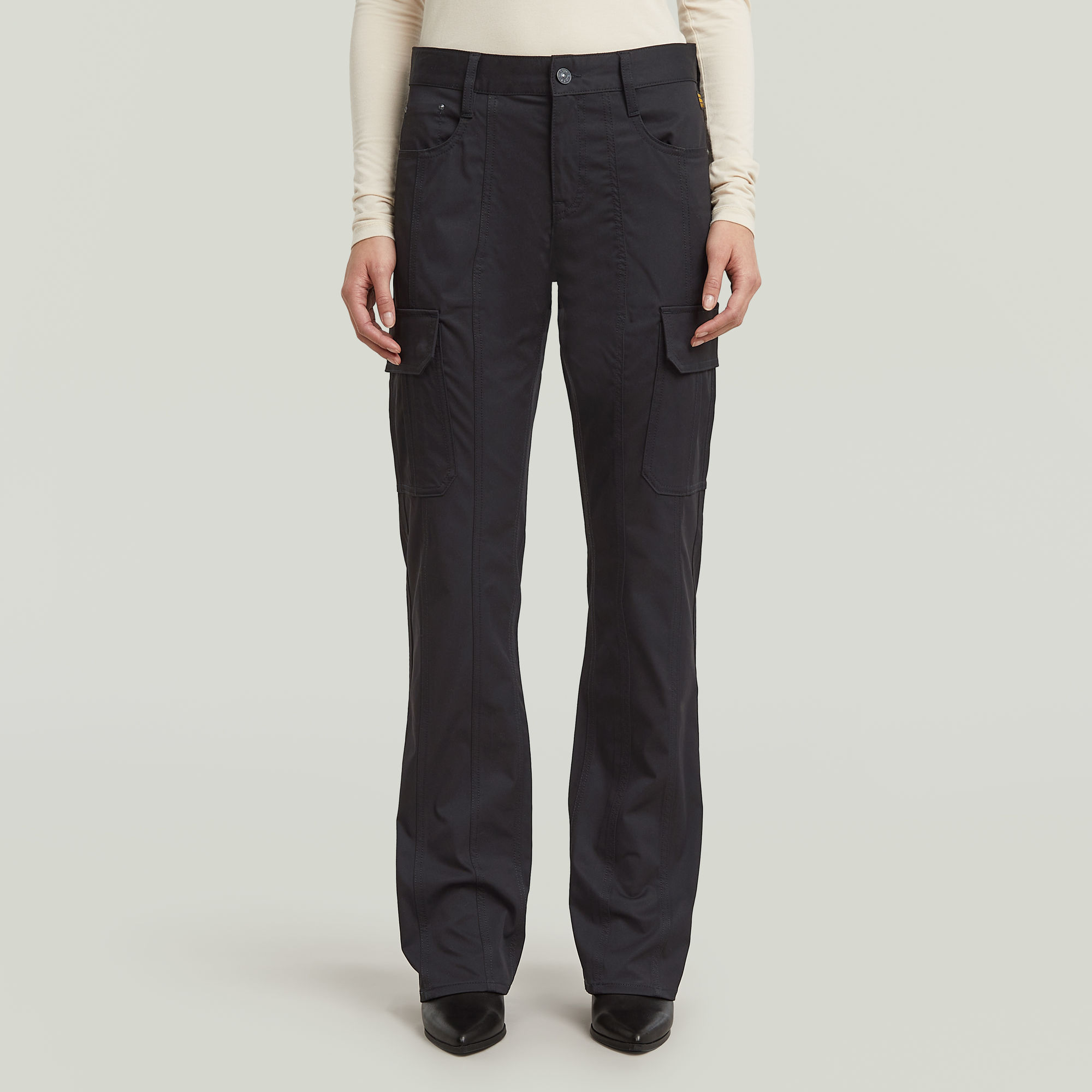 

Holiday Bootcut Pants - Black - Women