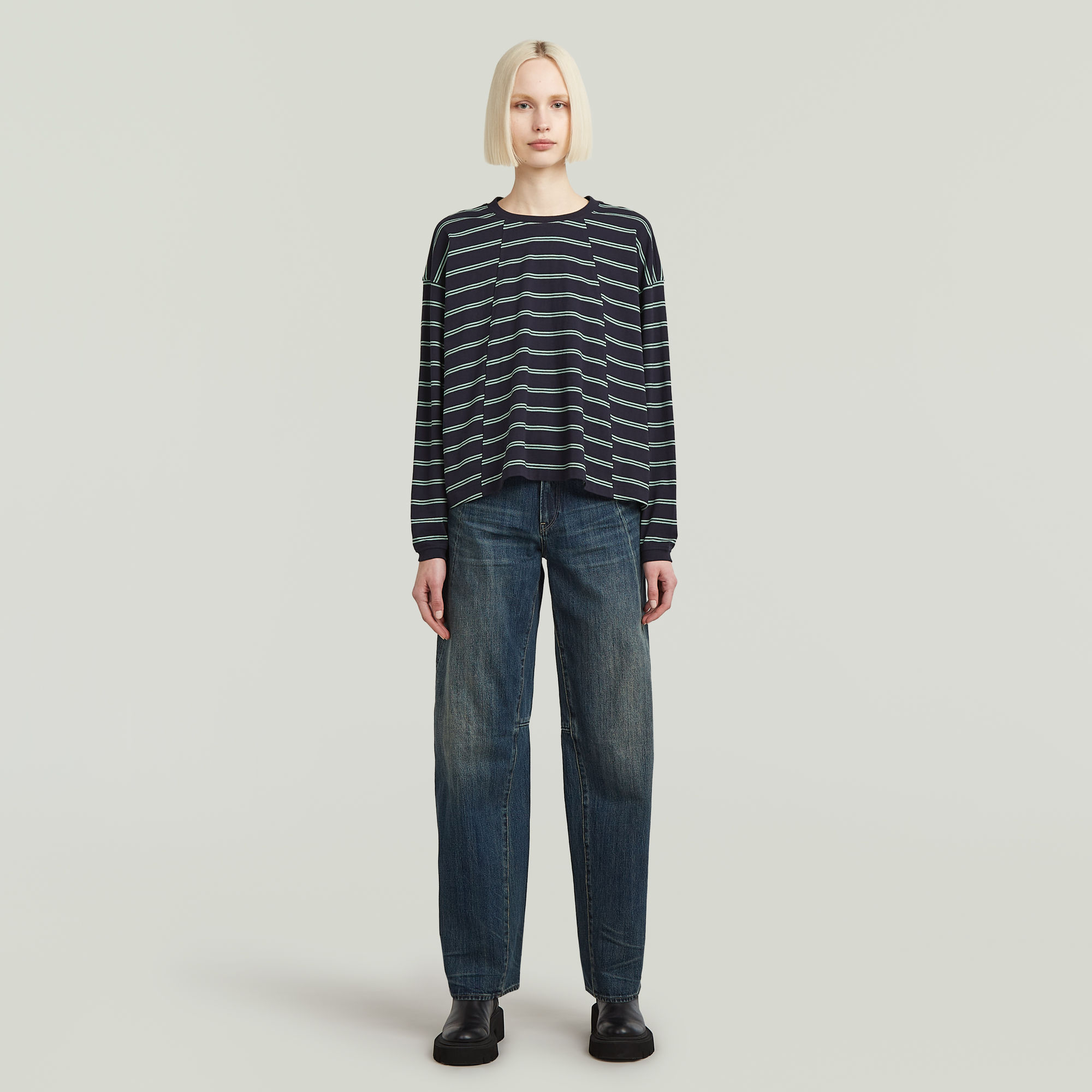 Thumbnail - A-Line Stripe Oversized T-Shirt - Mehrfarbig - Damen