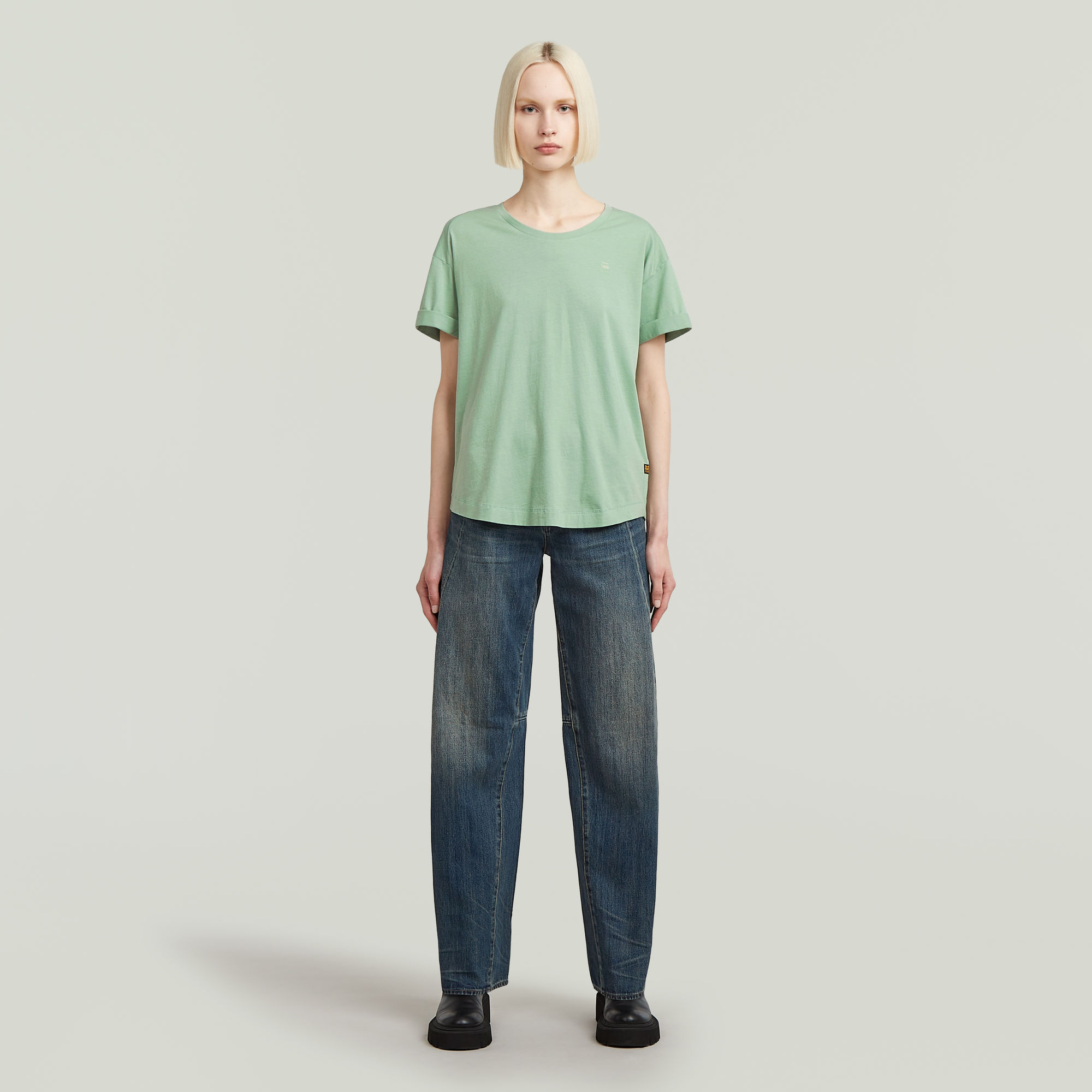 Thumbnail - Rolled Up Boyfriend T-Shirt - Grün - Damen