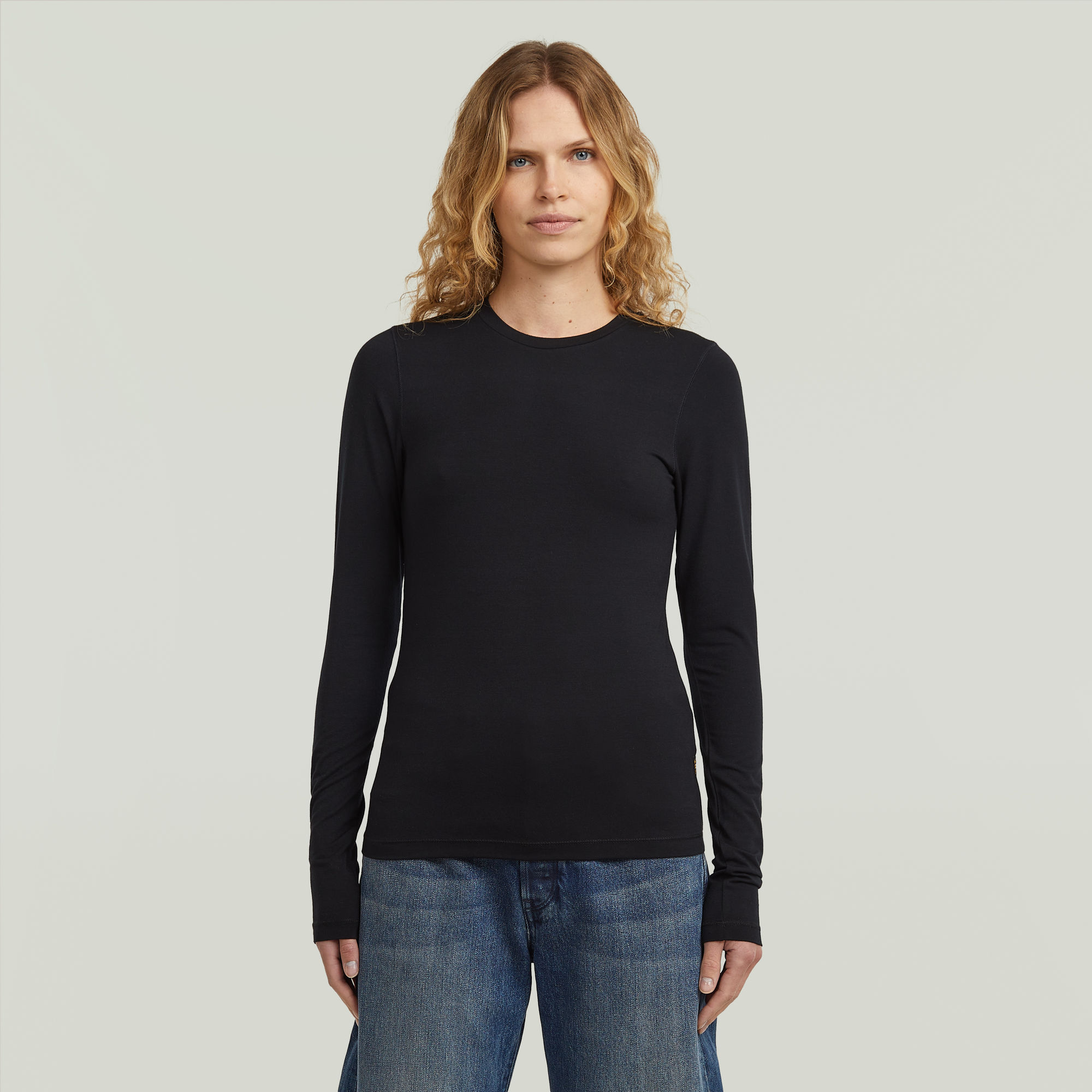

Crew Slim T-Shirt - Black - Women