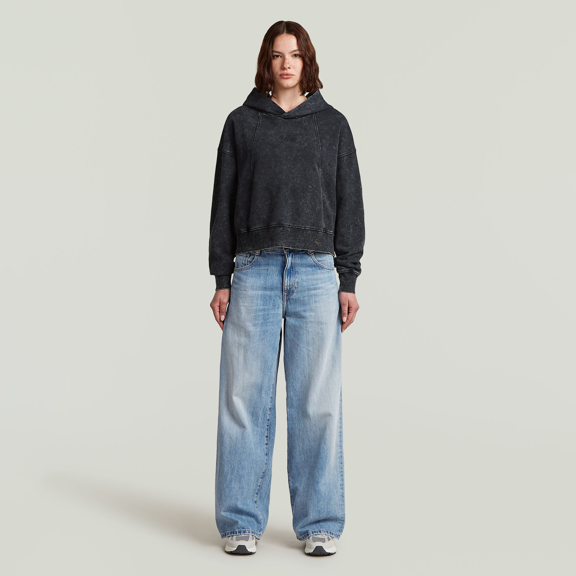 Thumbnail - Washed A Line Script Hoodie Sweater - Schwarz - Damen