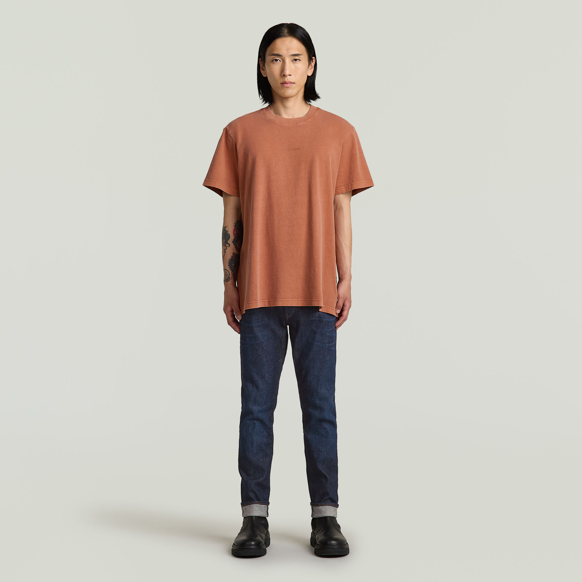 Thumbnail - Overdyed Center Chest T-Shirt - Rot - Herren