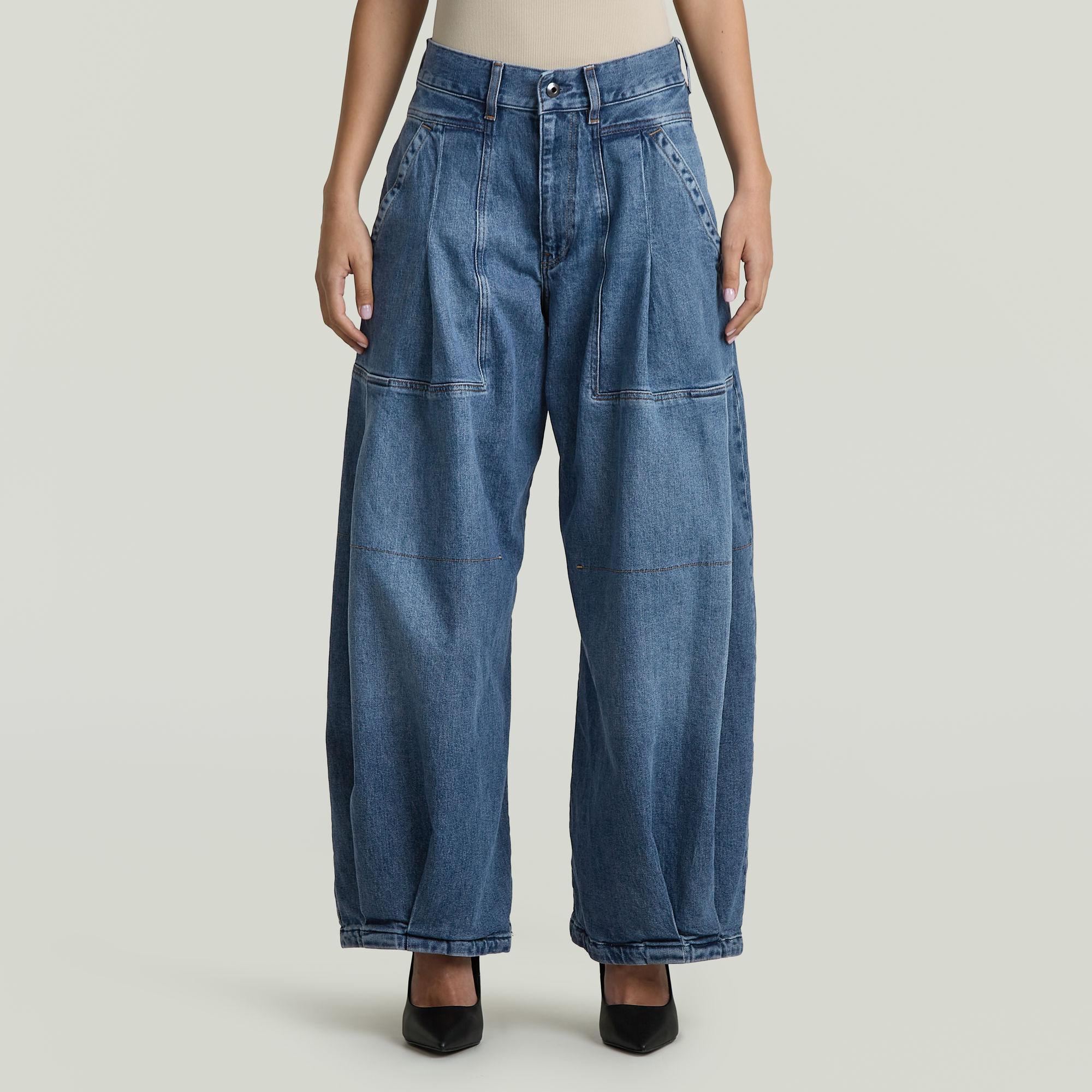 

Pleated Loose Jeans - Medium blue - Women