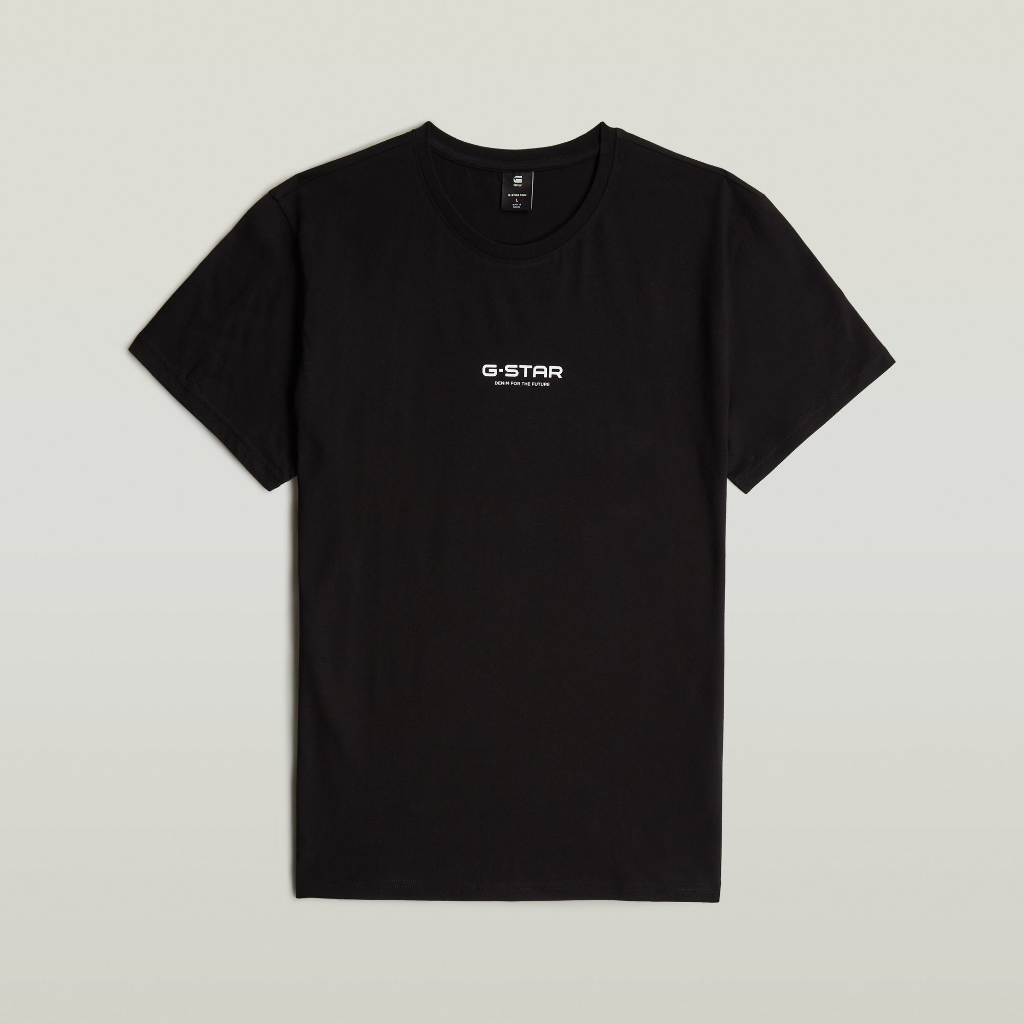 

Center Chest Logo T-Shirt - Black - Men
