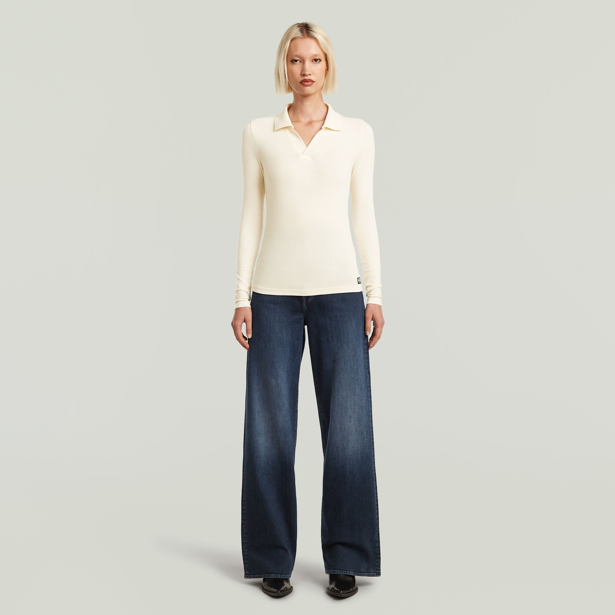 Thumbnail - Ribbed Slim Poloshirt - Beige - Damen