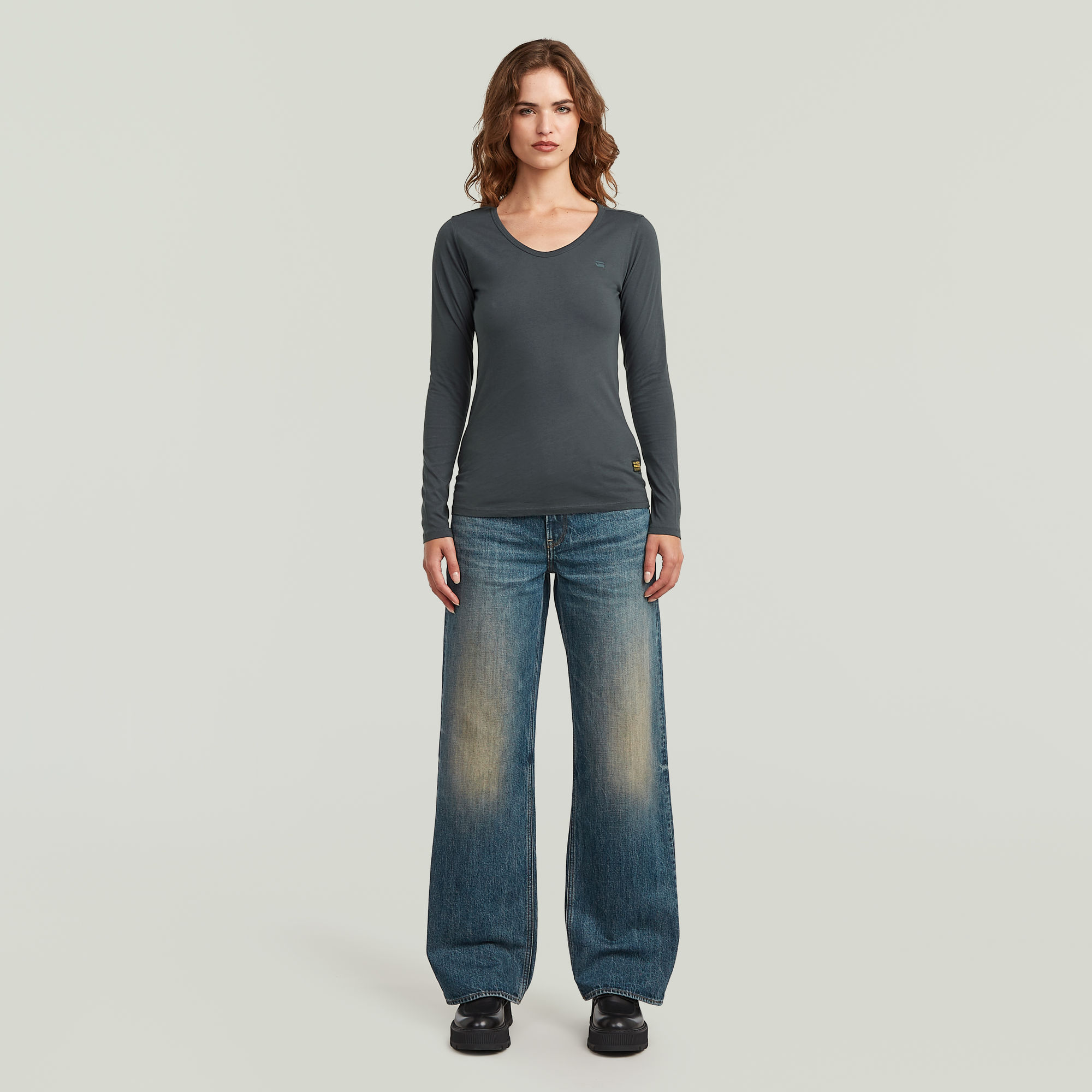 Thumbnail - Core Eyben Slim U T-Shirt - Dunkelblau - Damen