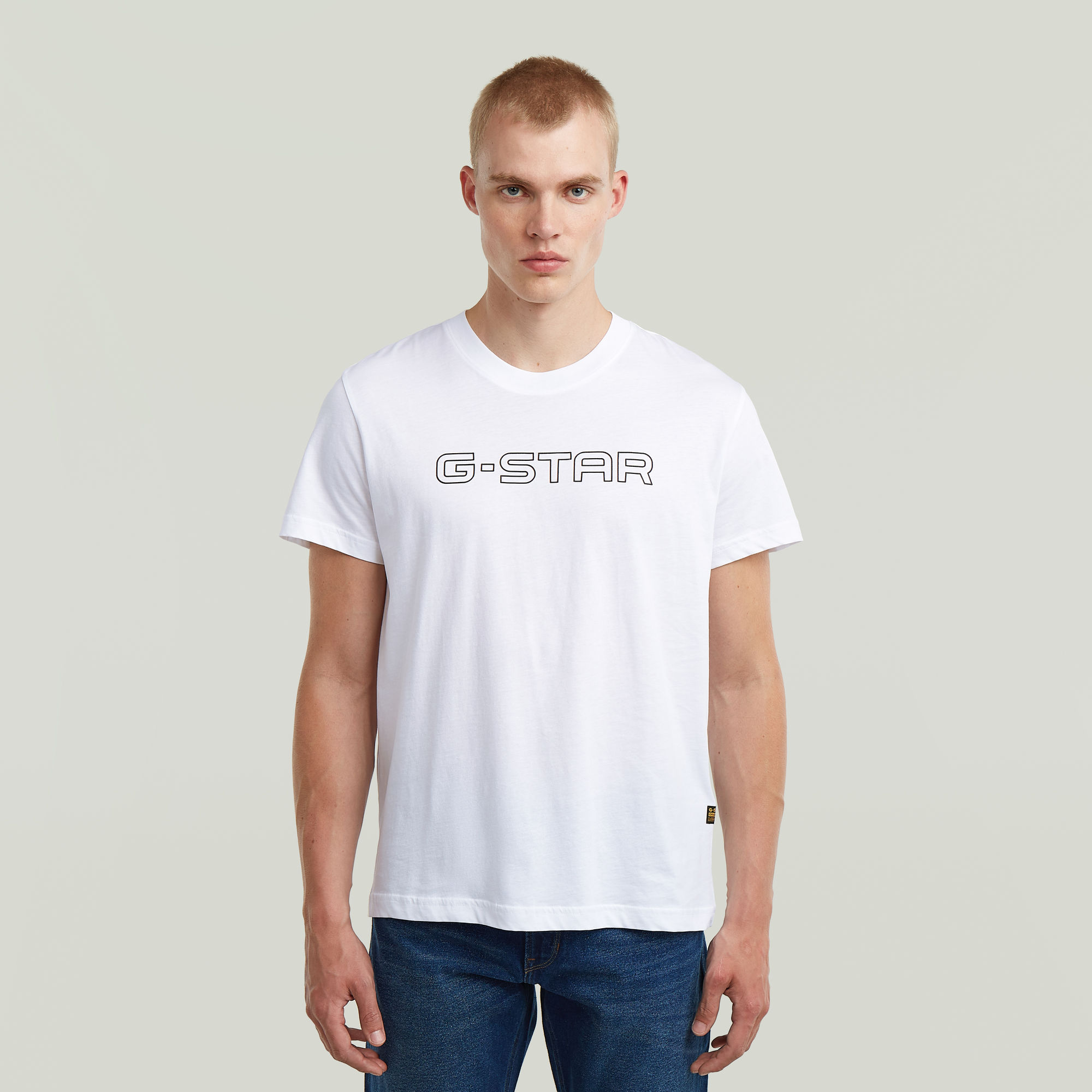 Outline Corporate Script Logo T-Shirt - Weiß - Herren
