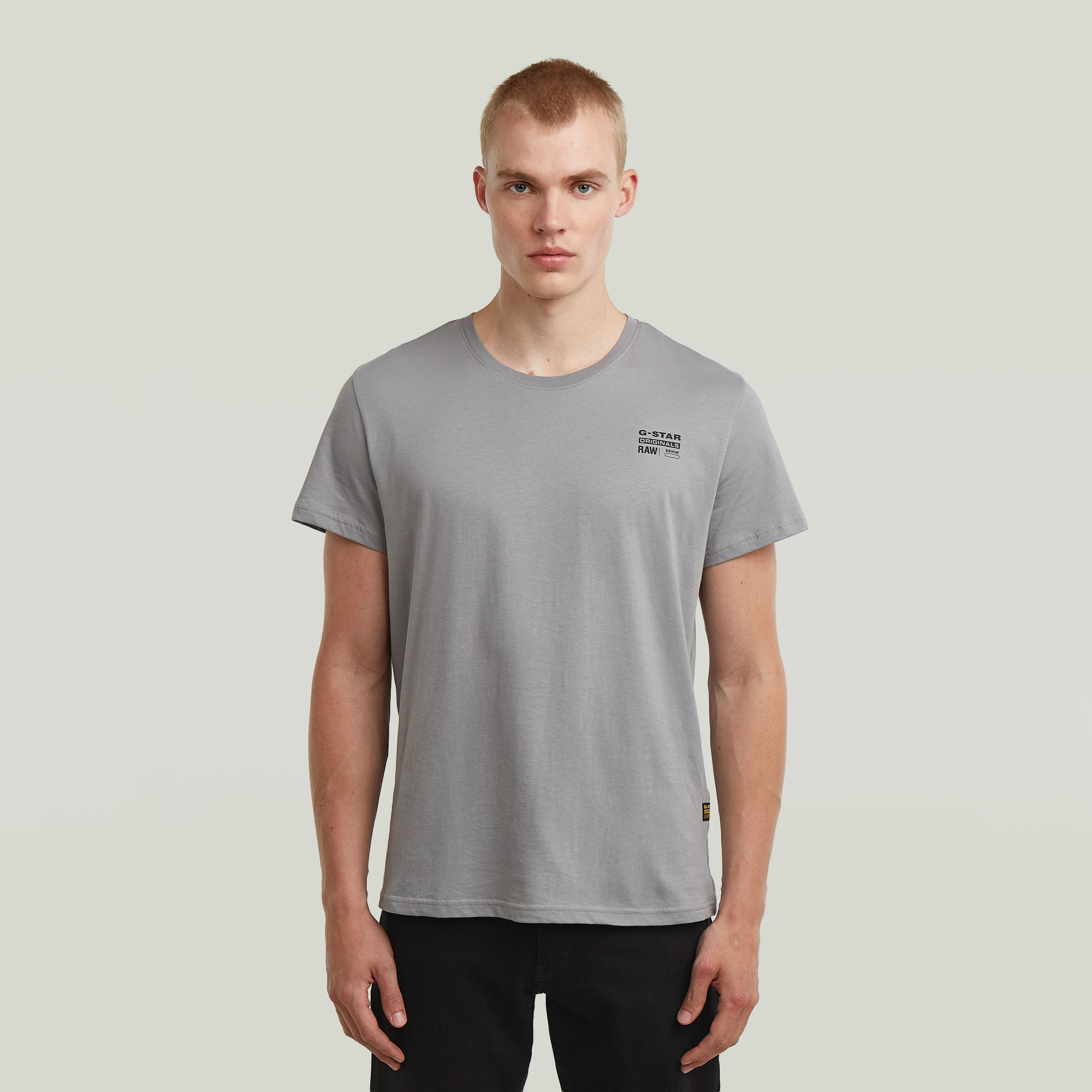 

Chest Logo T-Shirt - Grey - Men
