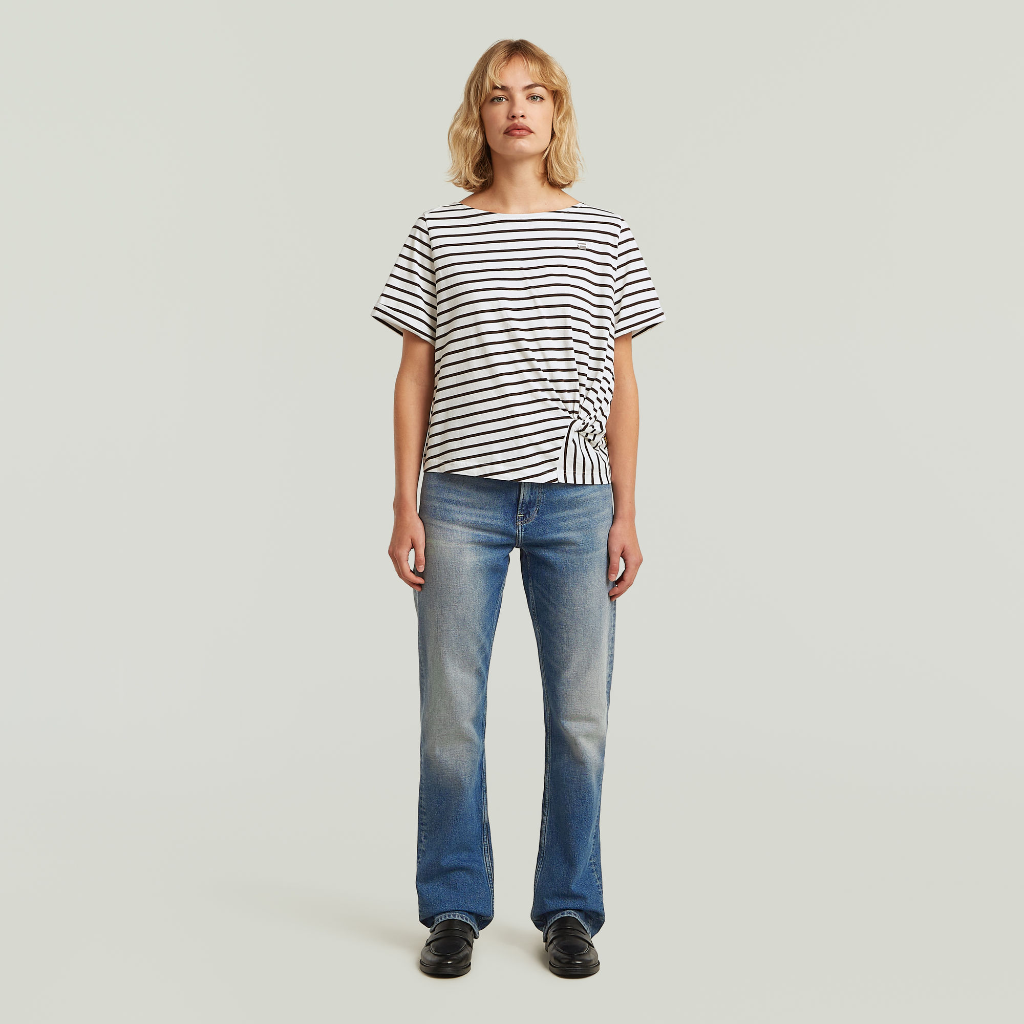 Thumbnail - Knot T-Shirt - Mehrfarbig - Damen