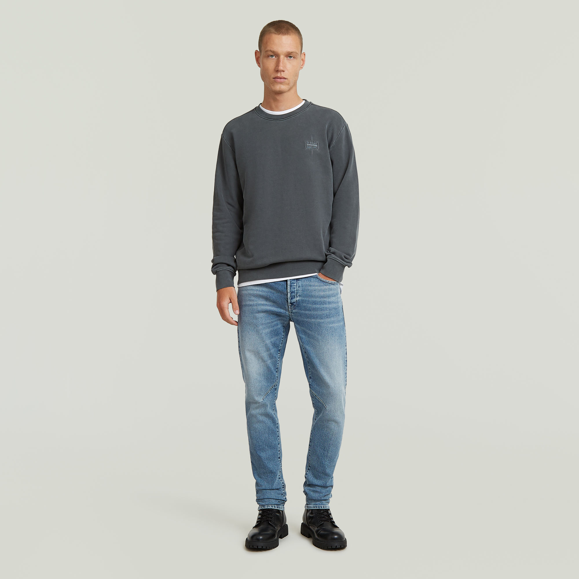 Thumbnail - Logo Overdyed Sweater - Grau - Herren
