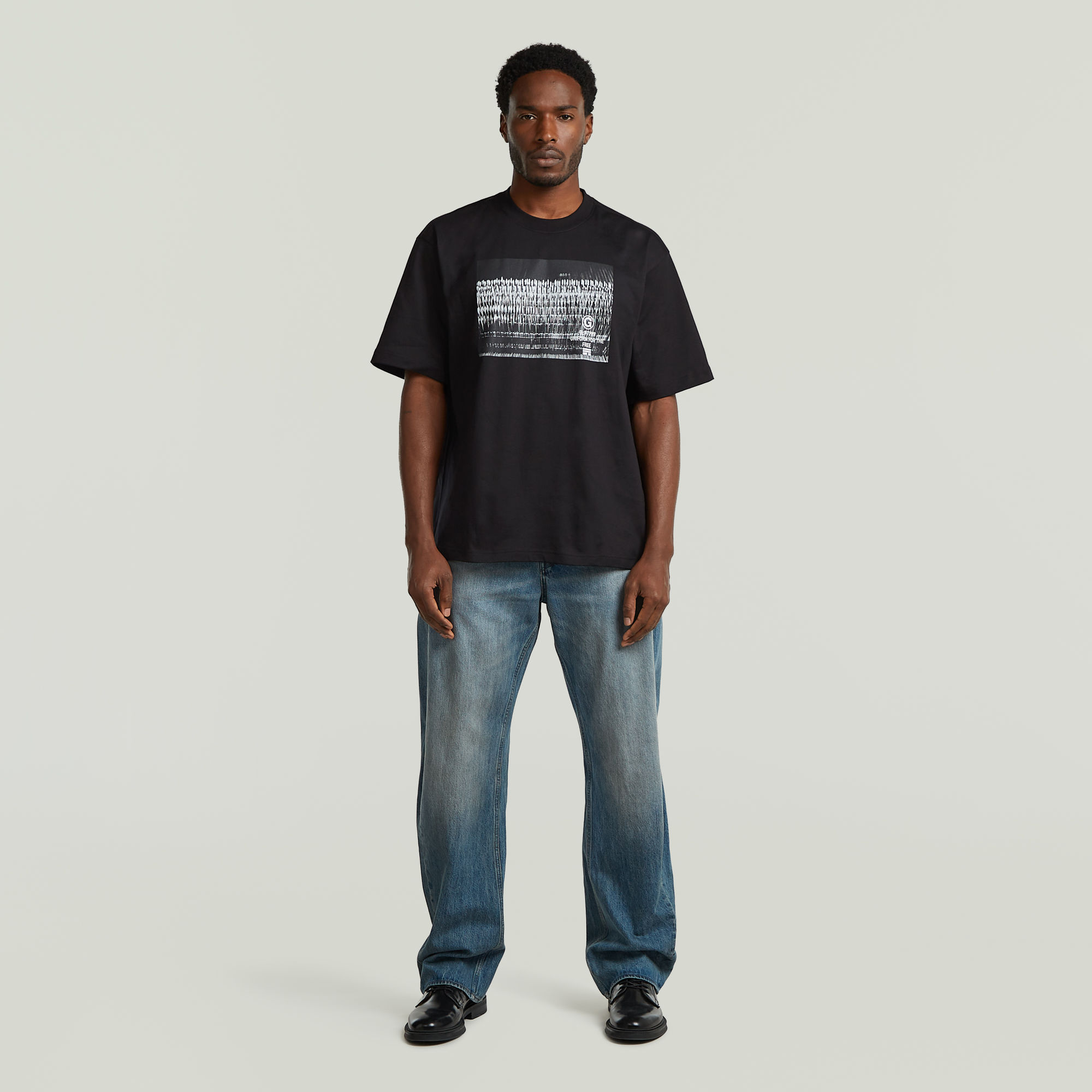 Thumbnail - Photo Print Loose T-Shirt - Schwarz - Herren