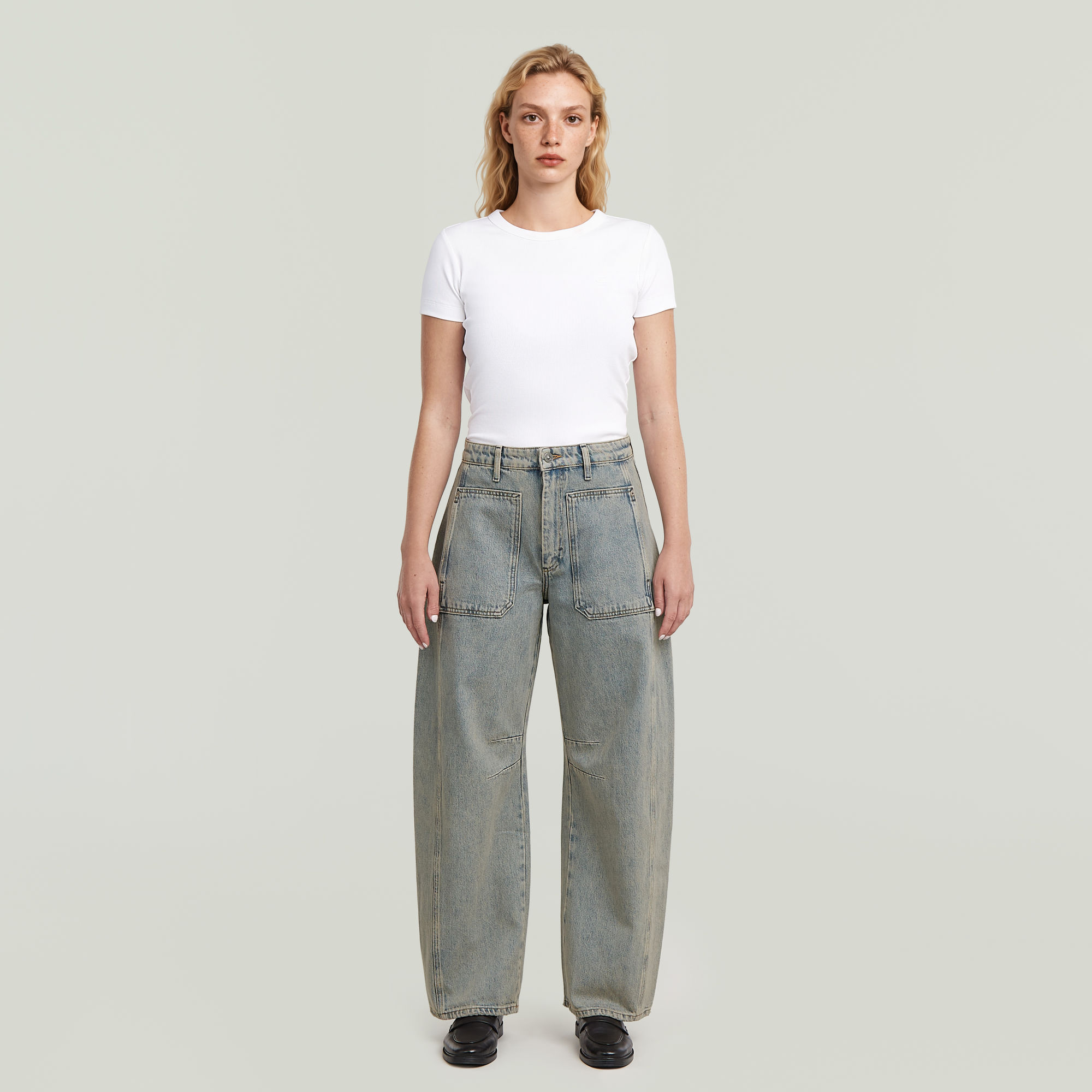 Thumbnail - Carter Barrel Long Pocket Jeans - Mittelblau - Damen