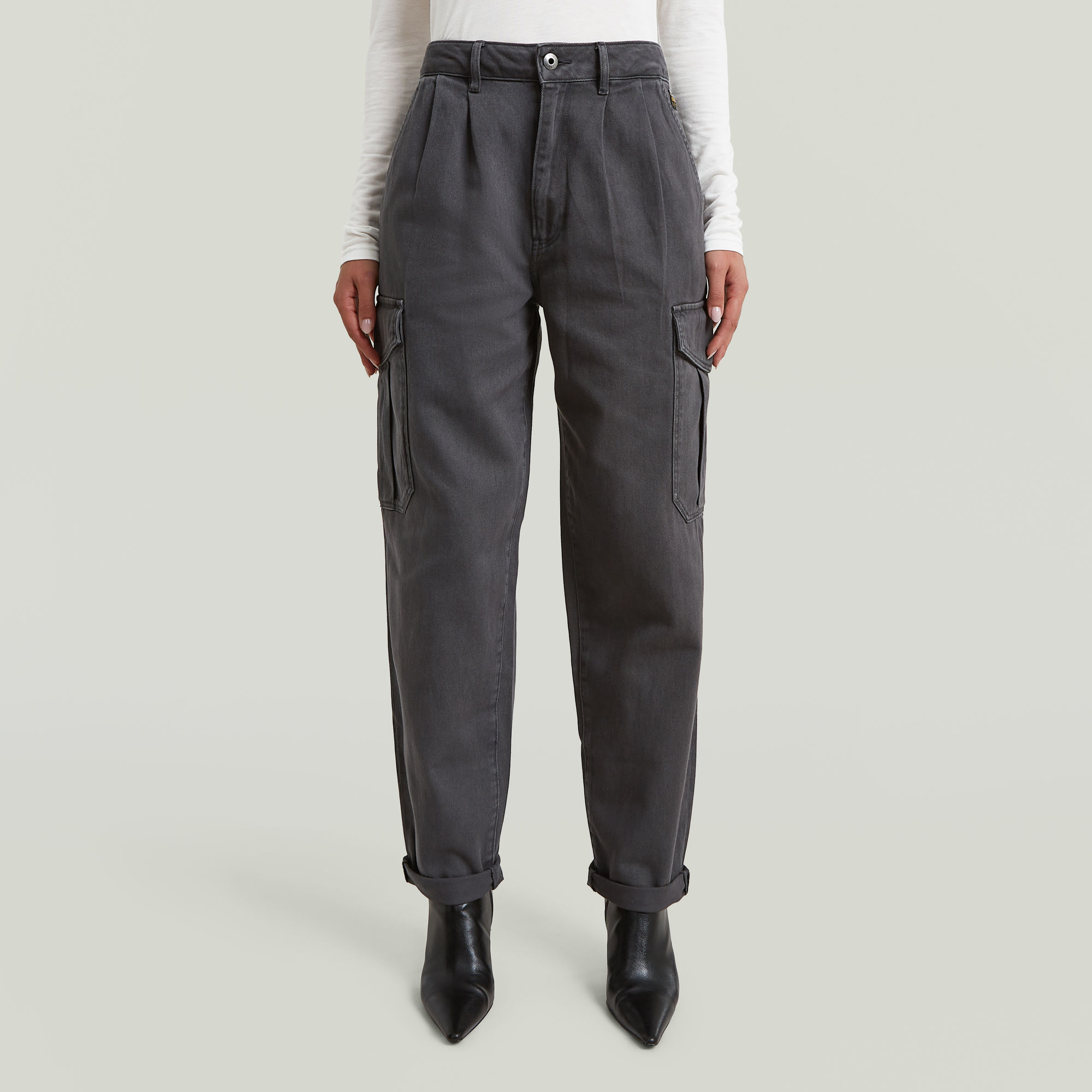 

Pleated Tapered Cargo Chino - Grey - Women
