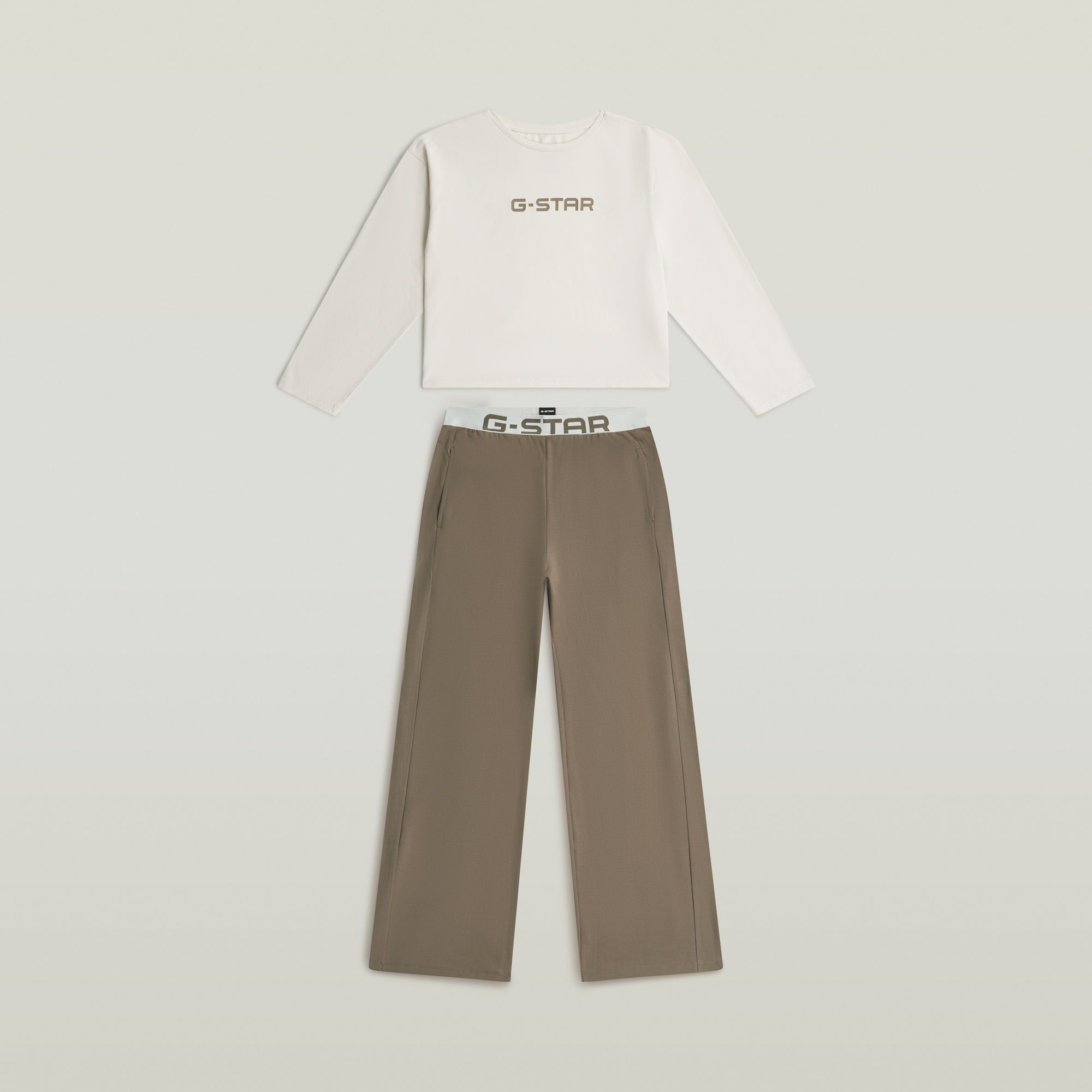 

T-Shirt und Hose Pyjama Set - Mehrfarbig - Damen