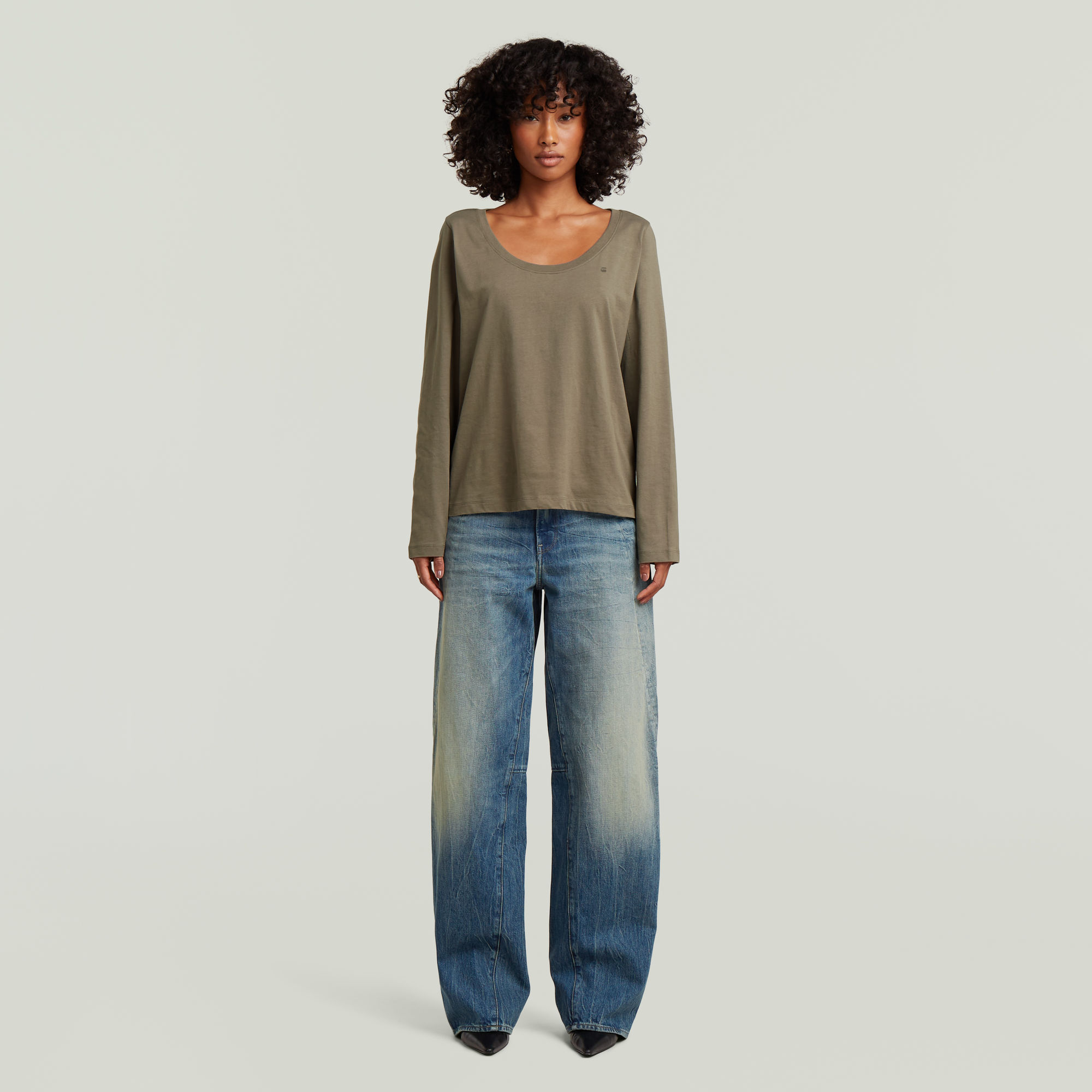 Thumbnail - Scoop Neck Long Sleeve T-Shirt - Braun - Damen