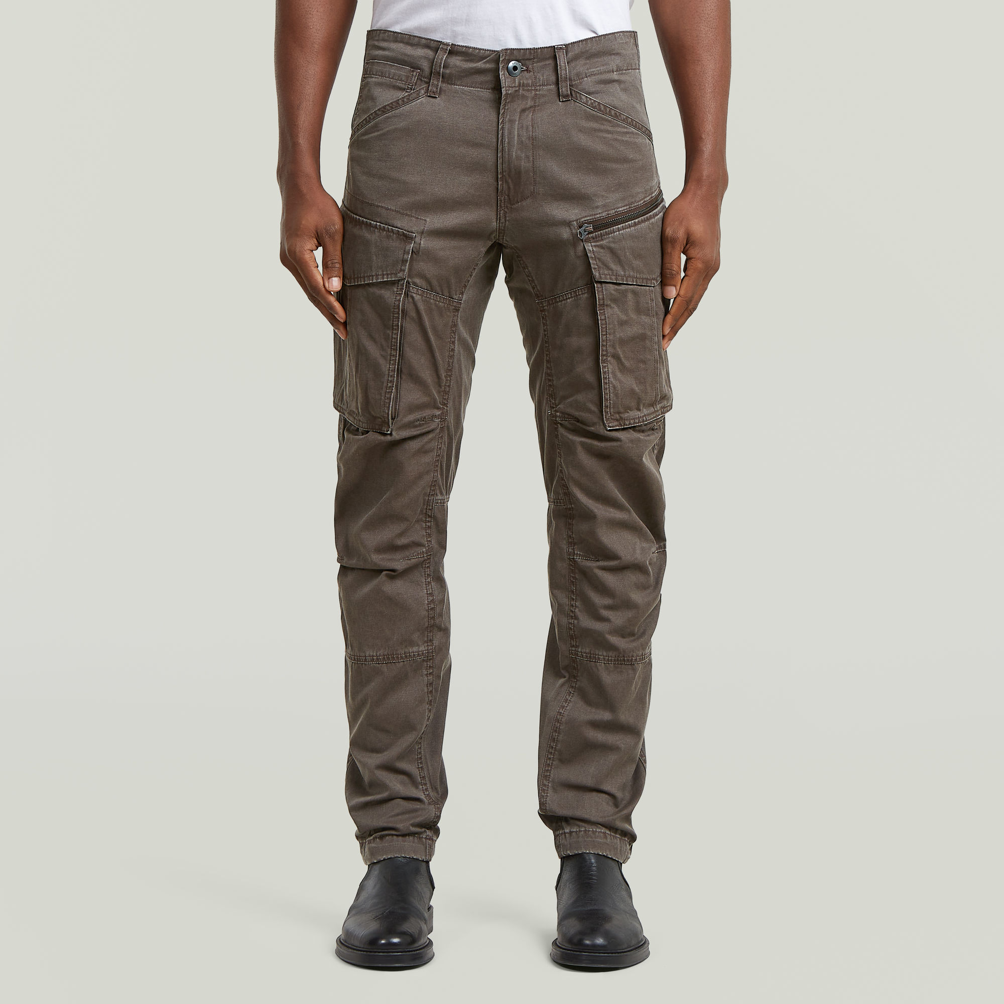 

Rovic Zip 3D Regular Tapered Pants - Brown - Men