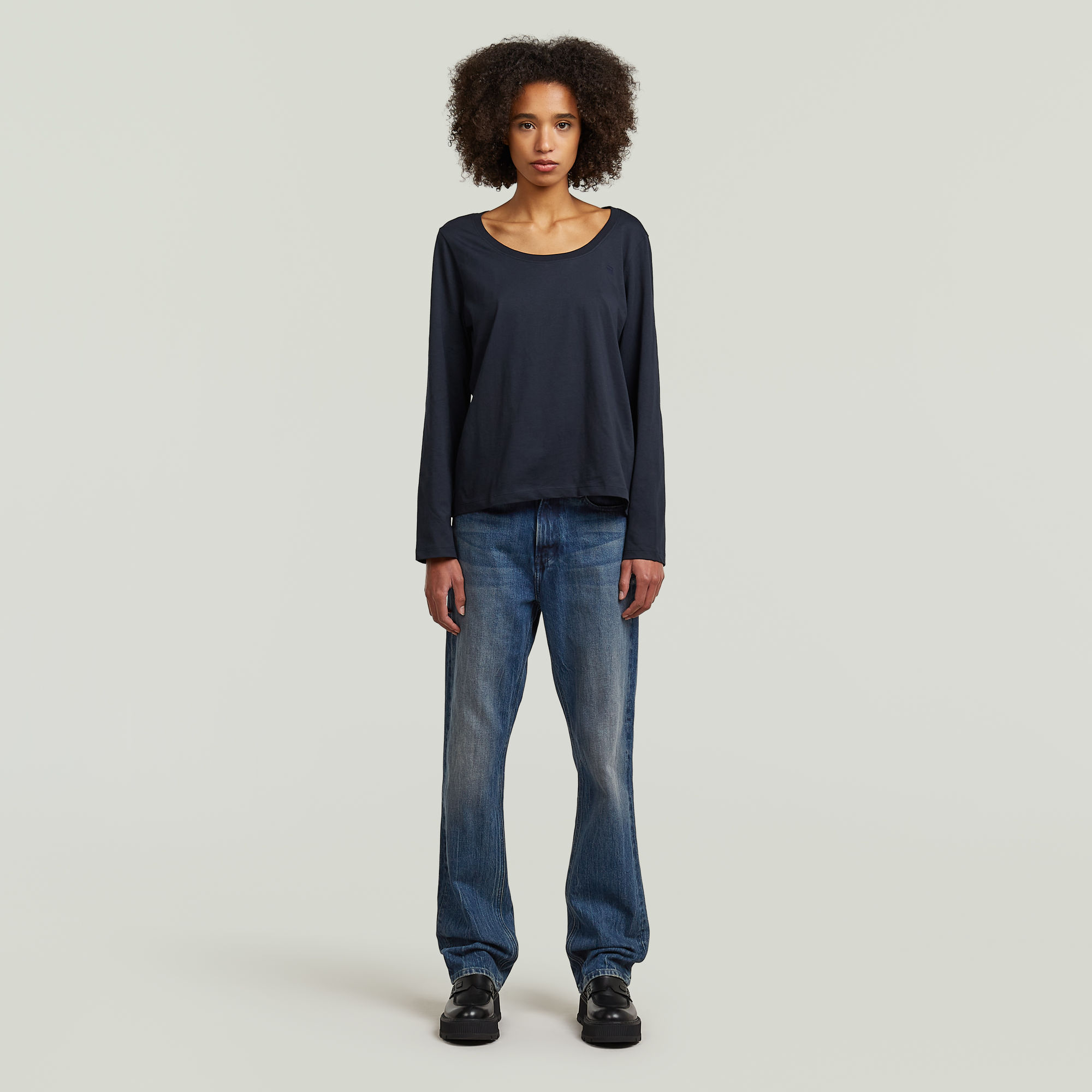 Thumbnail - Scoop Neck Long Sleeve T-Shirt - Dunkelblau - Damen