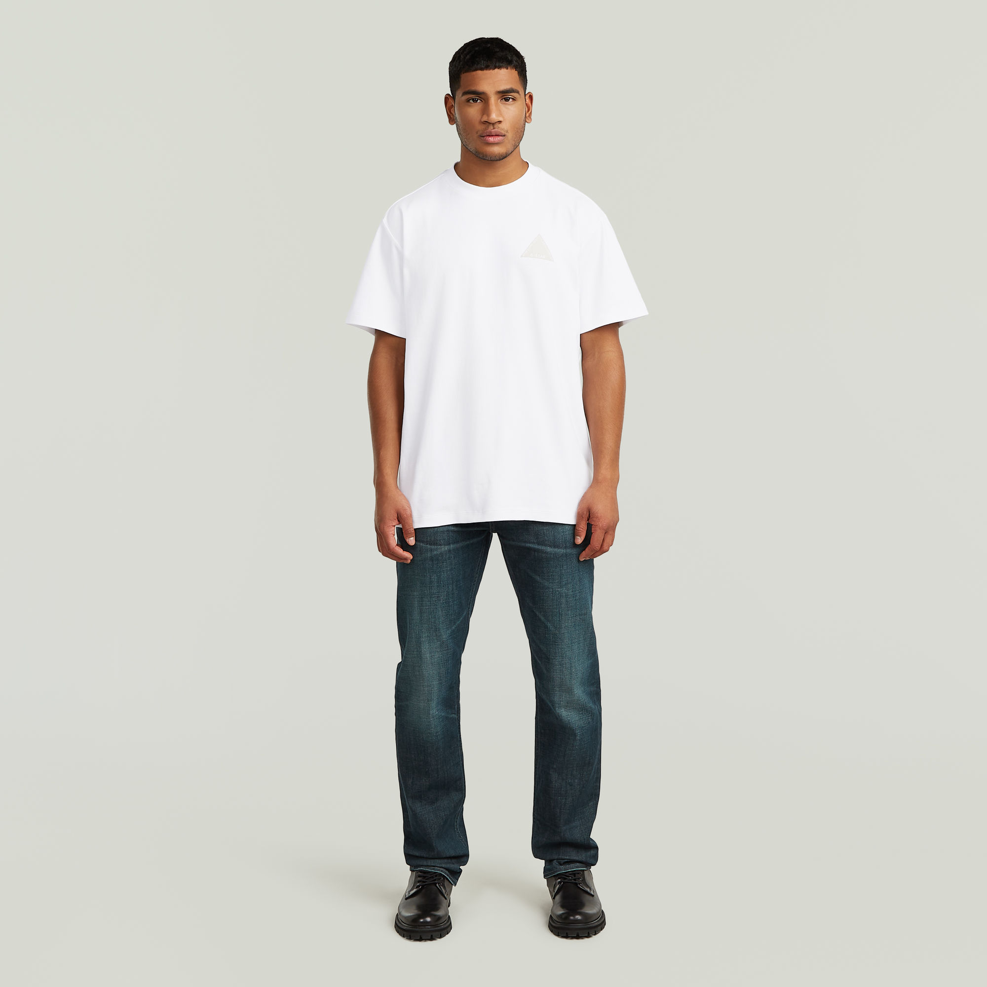 Thumbnail - Small Logo T-Shirt - Weiß - Herren