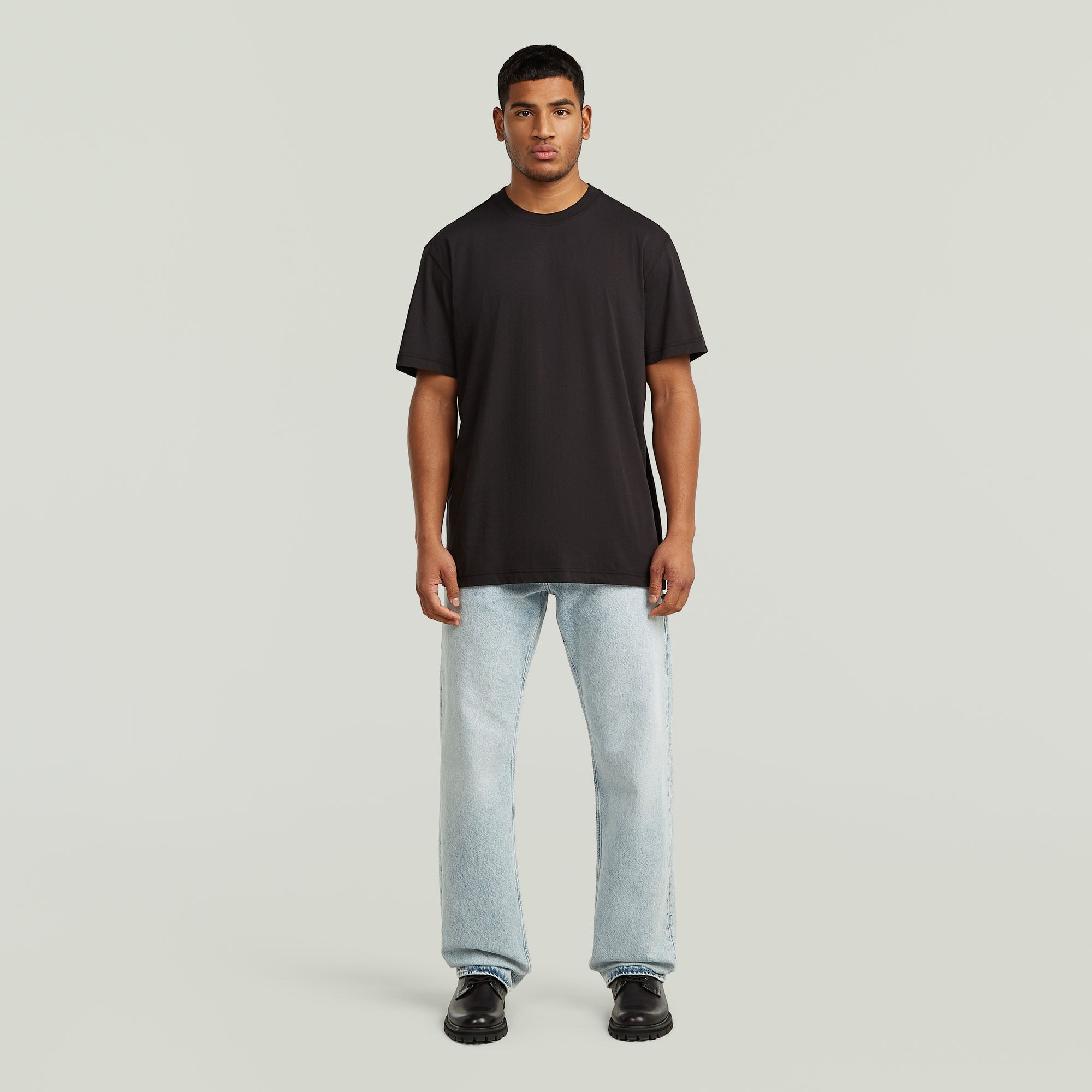 Thumbnail - Layered Back Graphic T-Shirt - Schwarz - Herren