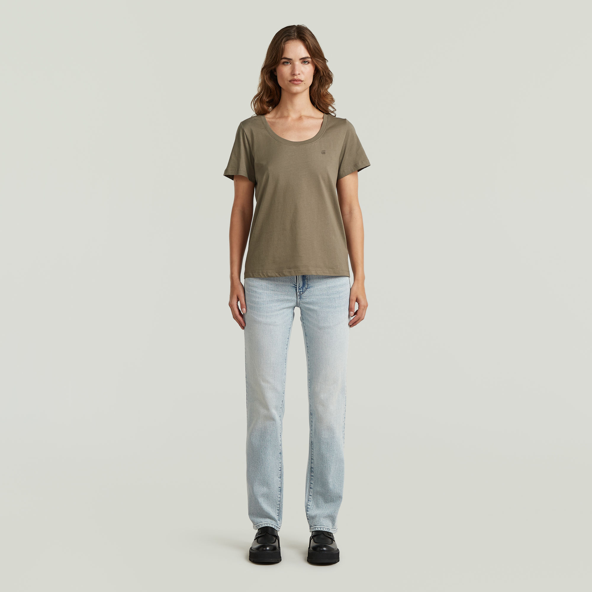 Thumbnail - Scoop Neck T-Shirt - Braun - Damen