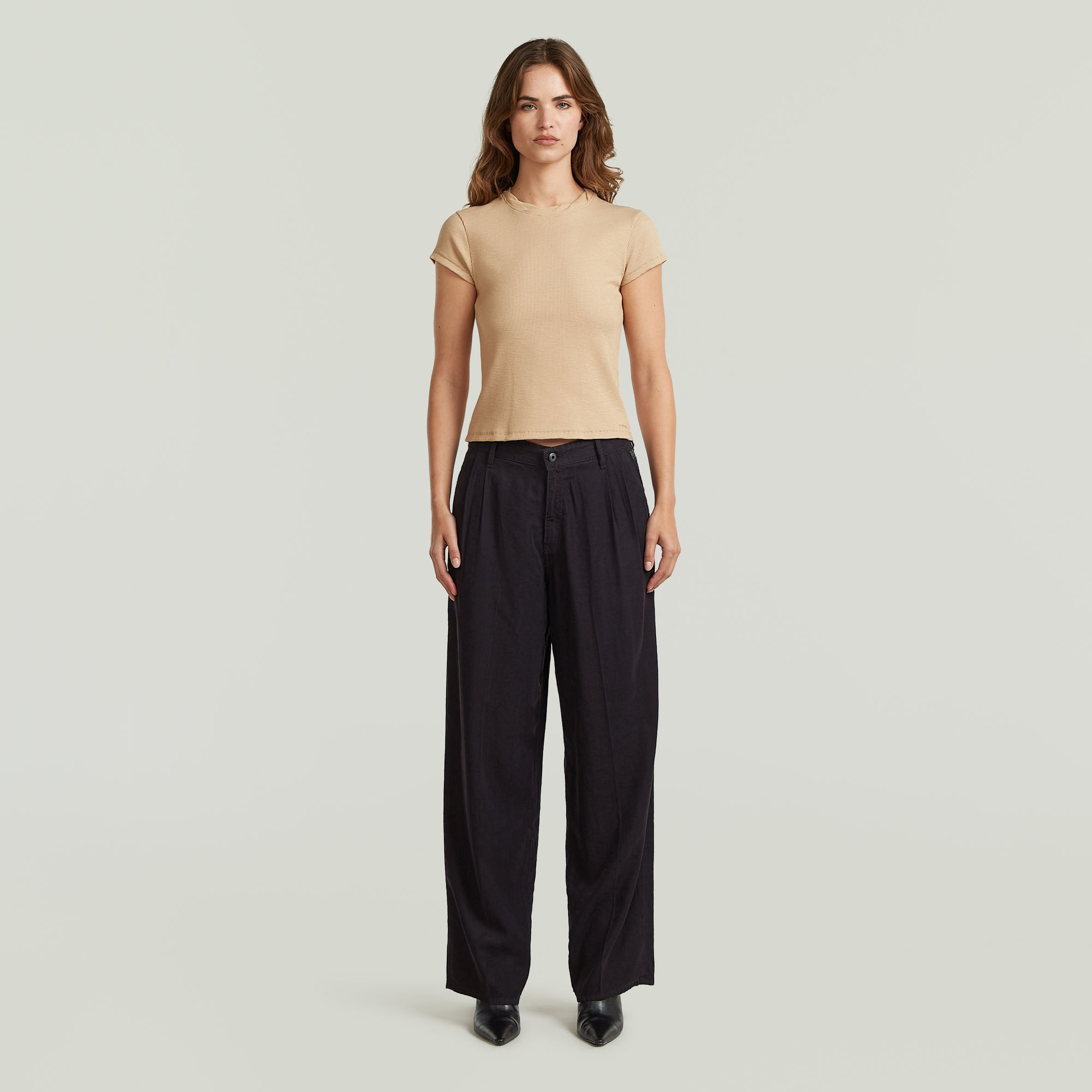 Thumbnail - Pleated Chino - Schwarz - Damen