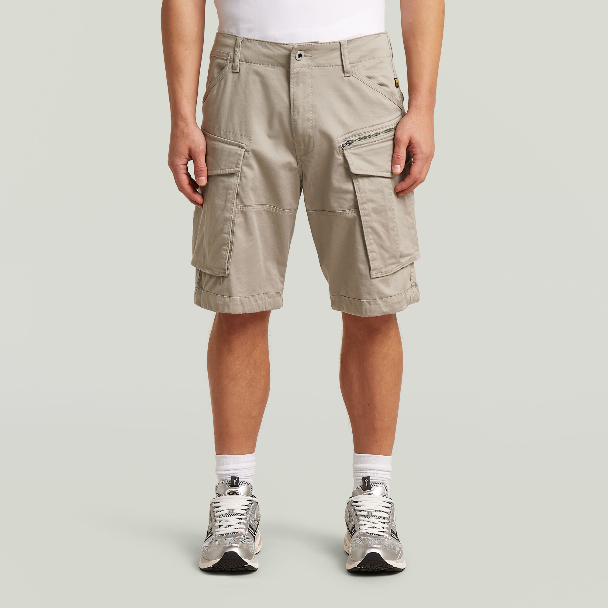 

Rovic Zip Relaxed Shorts - Beige - Men